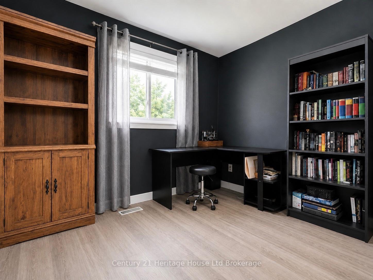 Photo 15 of Unit A, 54 Frontenac Road, London, South T — HOMEH
