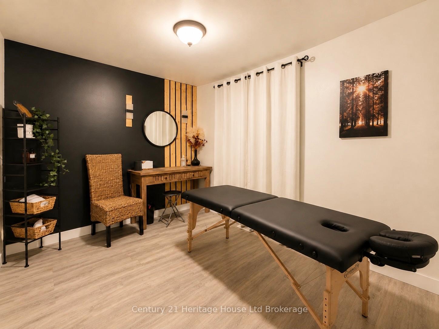 Photo 23 of Unit A, 54 Frontenac Road, London, South T — HOMEH