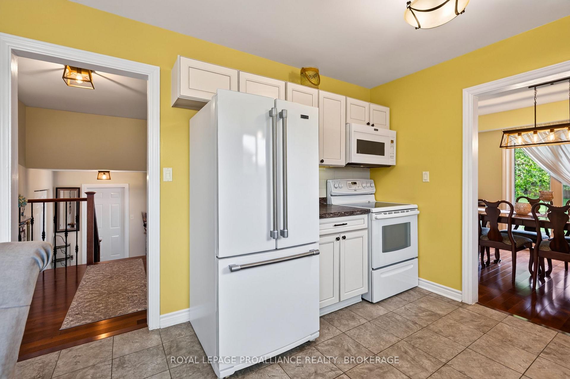 Photo 17 of 627 Stanford Street, Kingston, South of Taylor-Kidd Blvd — HOMEH