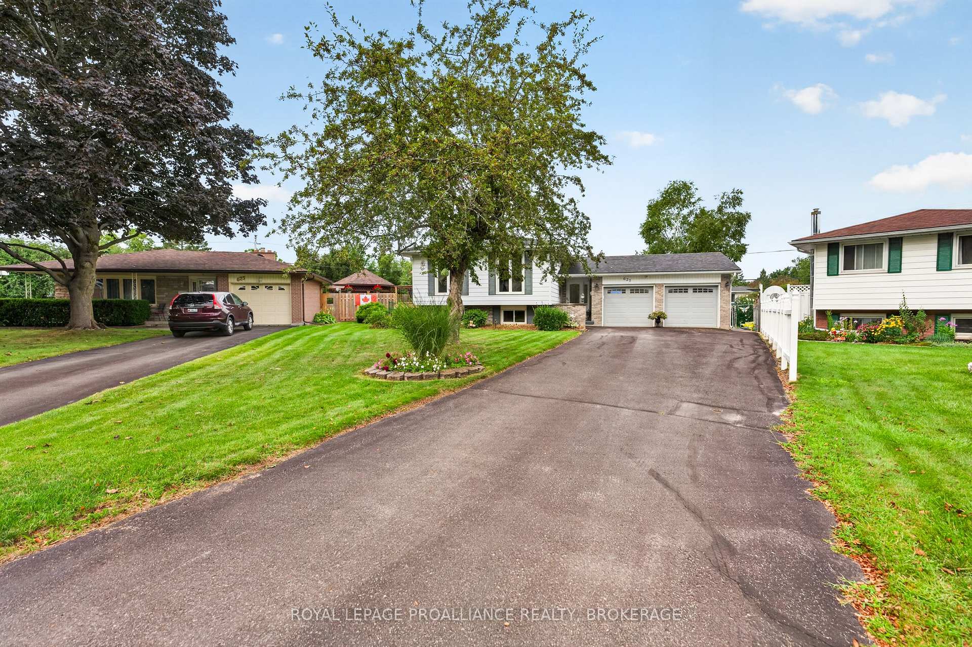 Photo 3 of 627 Stanford Street, Kingston, South of Taylor-Kidd Blvd — HOMEH