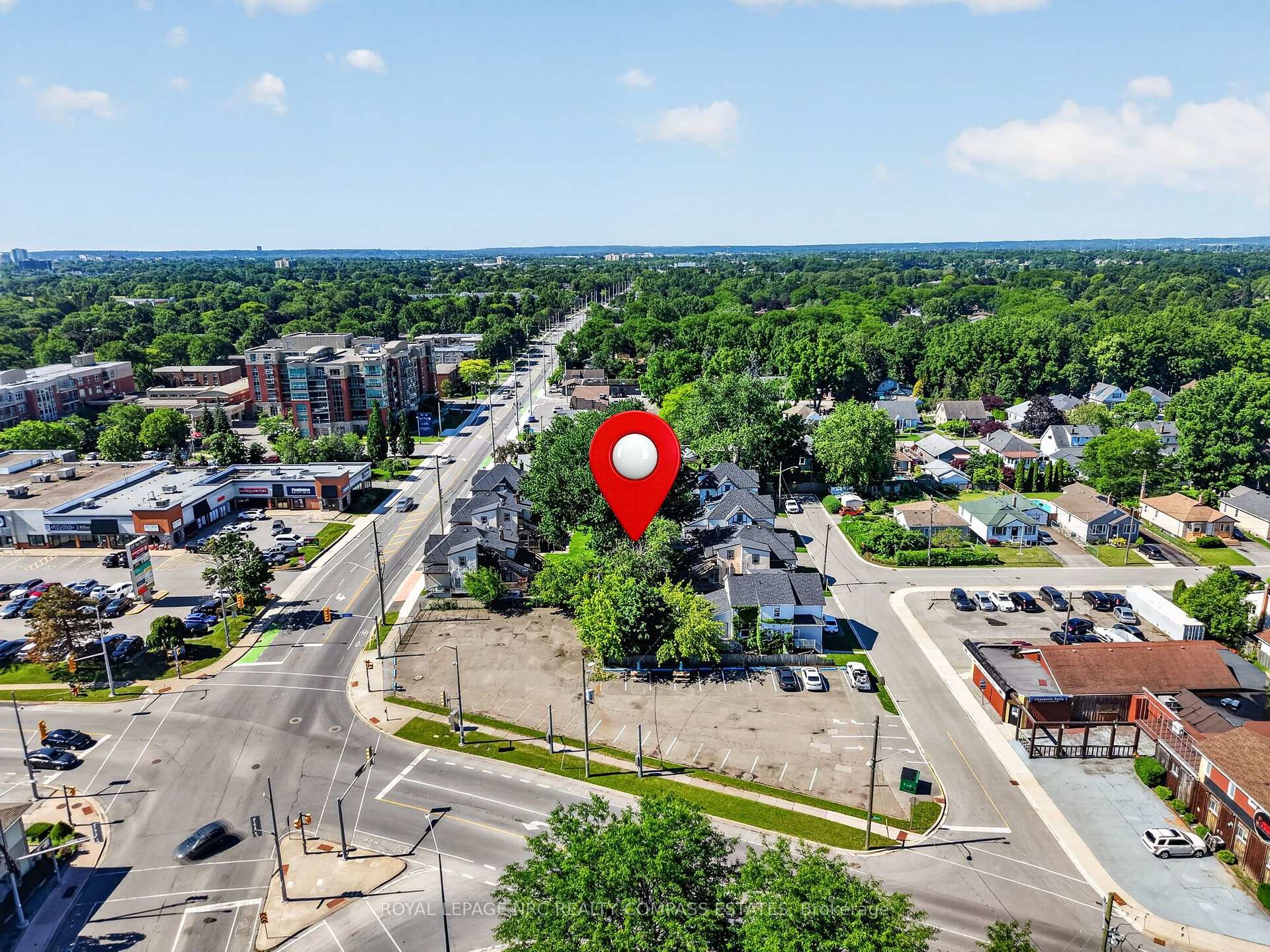 Photo 8 of 589 Ontario Street, St. Catharines, Port Dalhousie — HOMEH