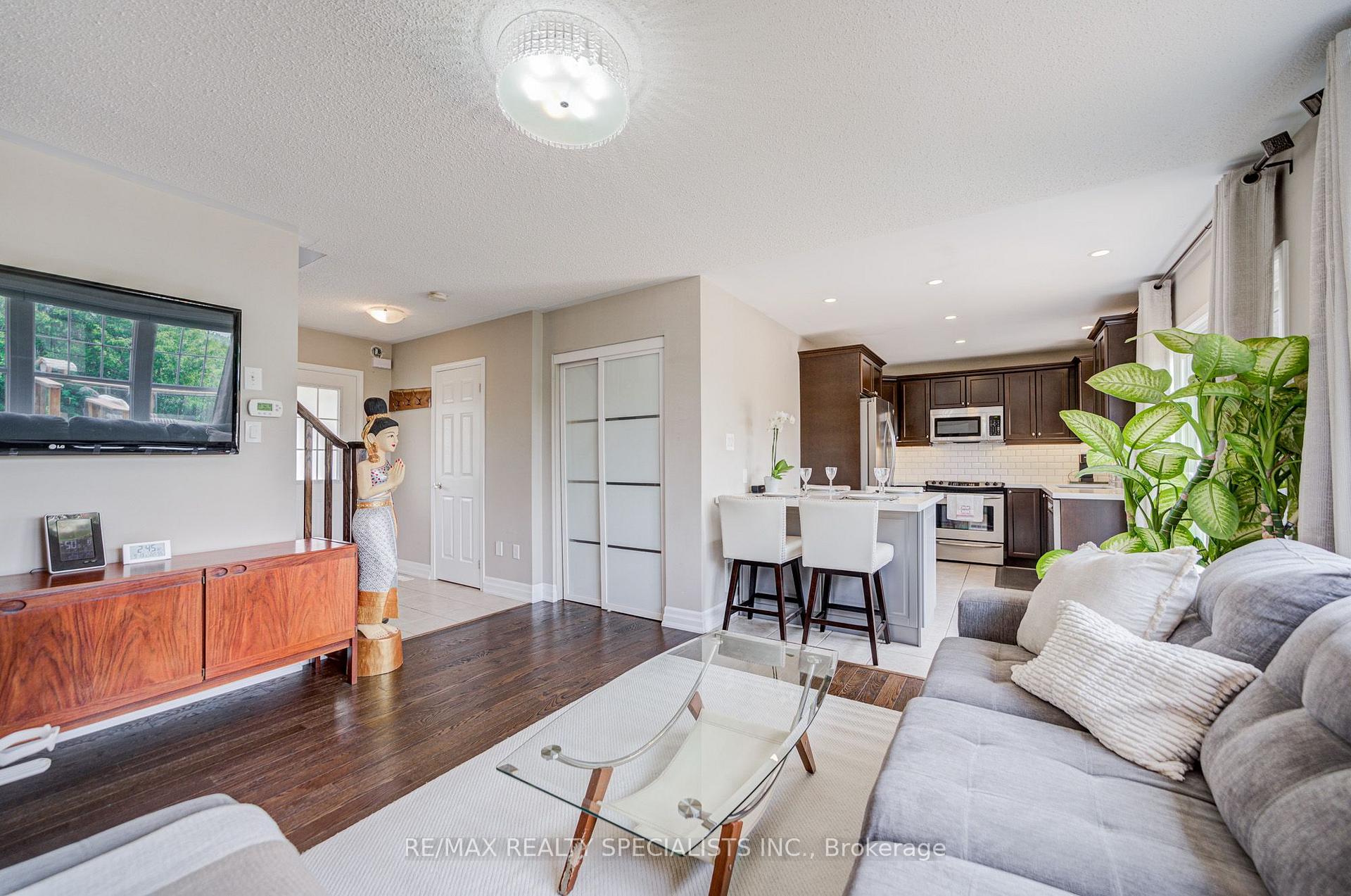 Photo 15 of 629 Symons Crossing, Milton, Coates — HOMEH