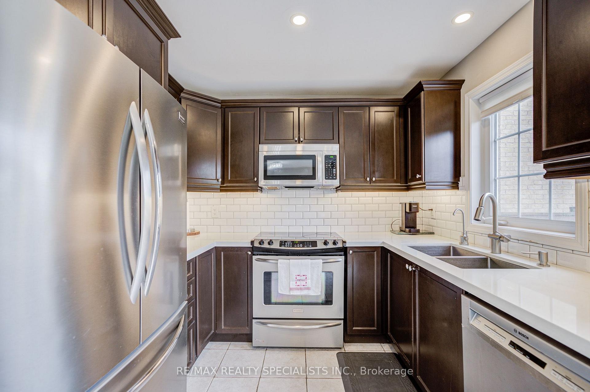 Photo 18 of 629 Symons Crossing, Milton, Coates — HOMEH
