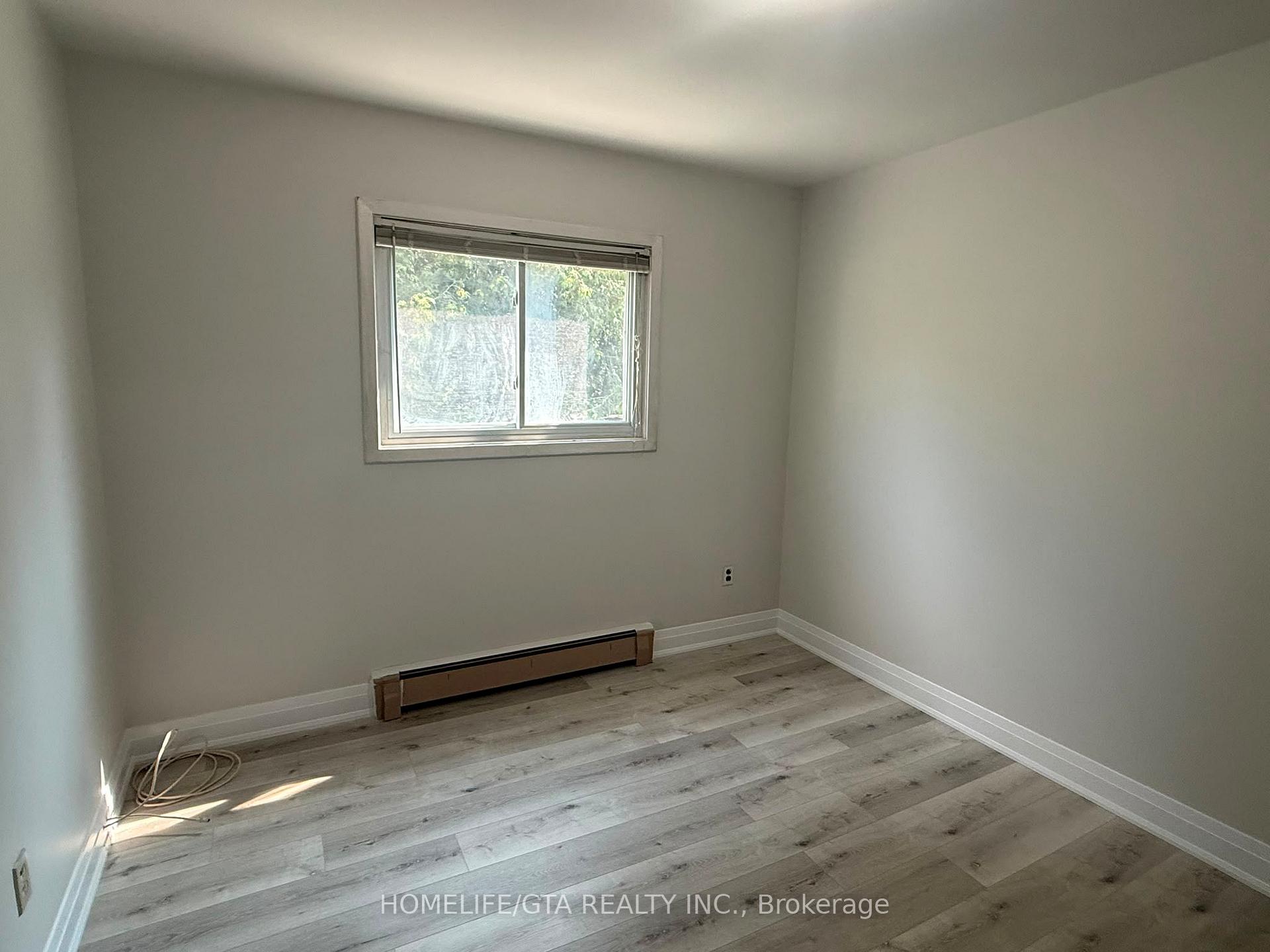 Photo 5 of Unit 2, 587 Digby Avenue, Oshawa, Eastdale — HOMEH