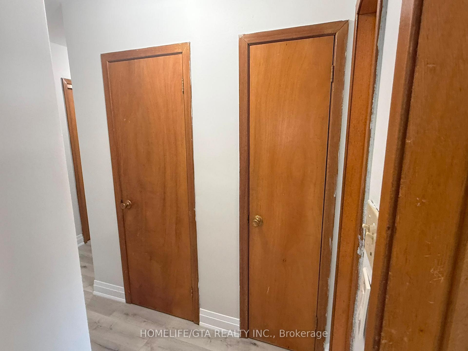 Photo 10 of Unit 2, 587 Digby Avenue, Oshawa, Eastdale — HOMEH