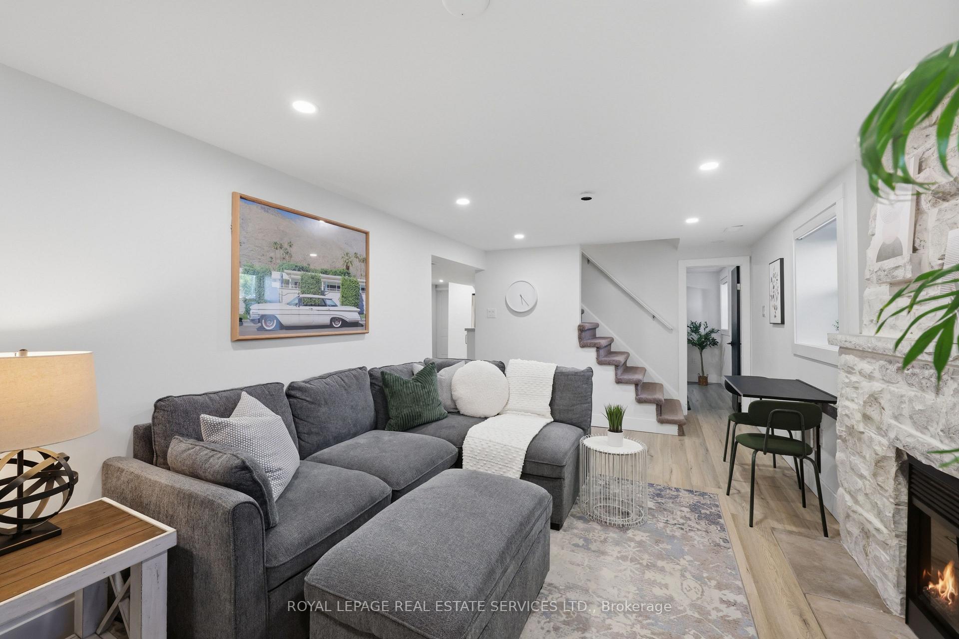 Photo 1 of 8 Briscoe Street W, London, South E — HOMEH