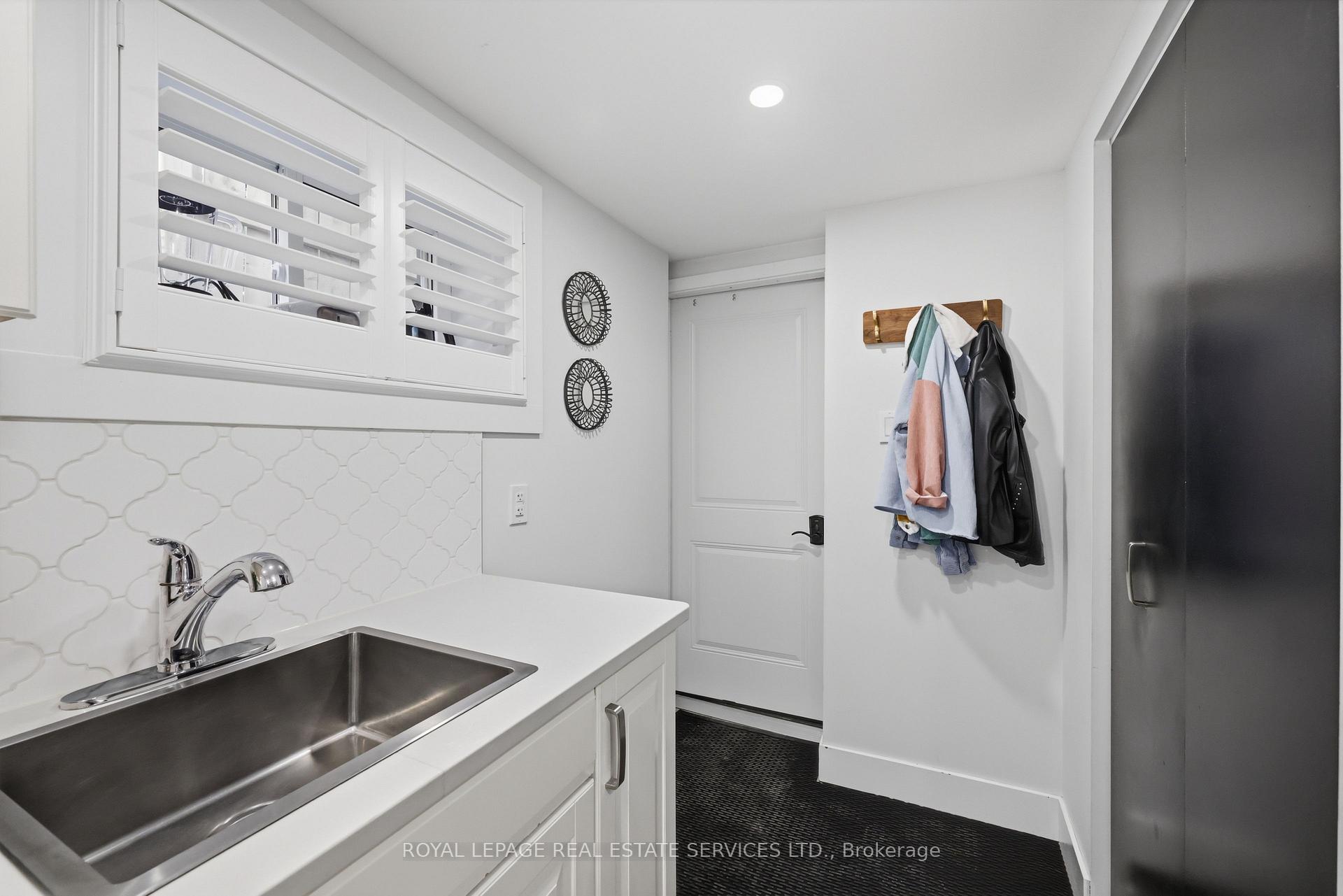 Photo 10 of 8 Briscoe Street W, London, South E — HOMEH