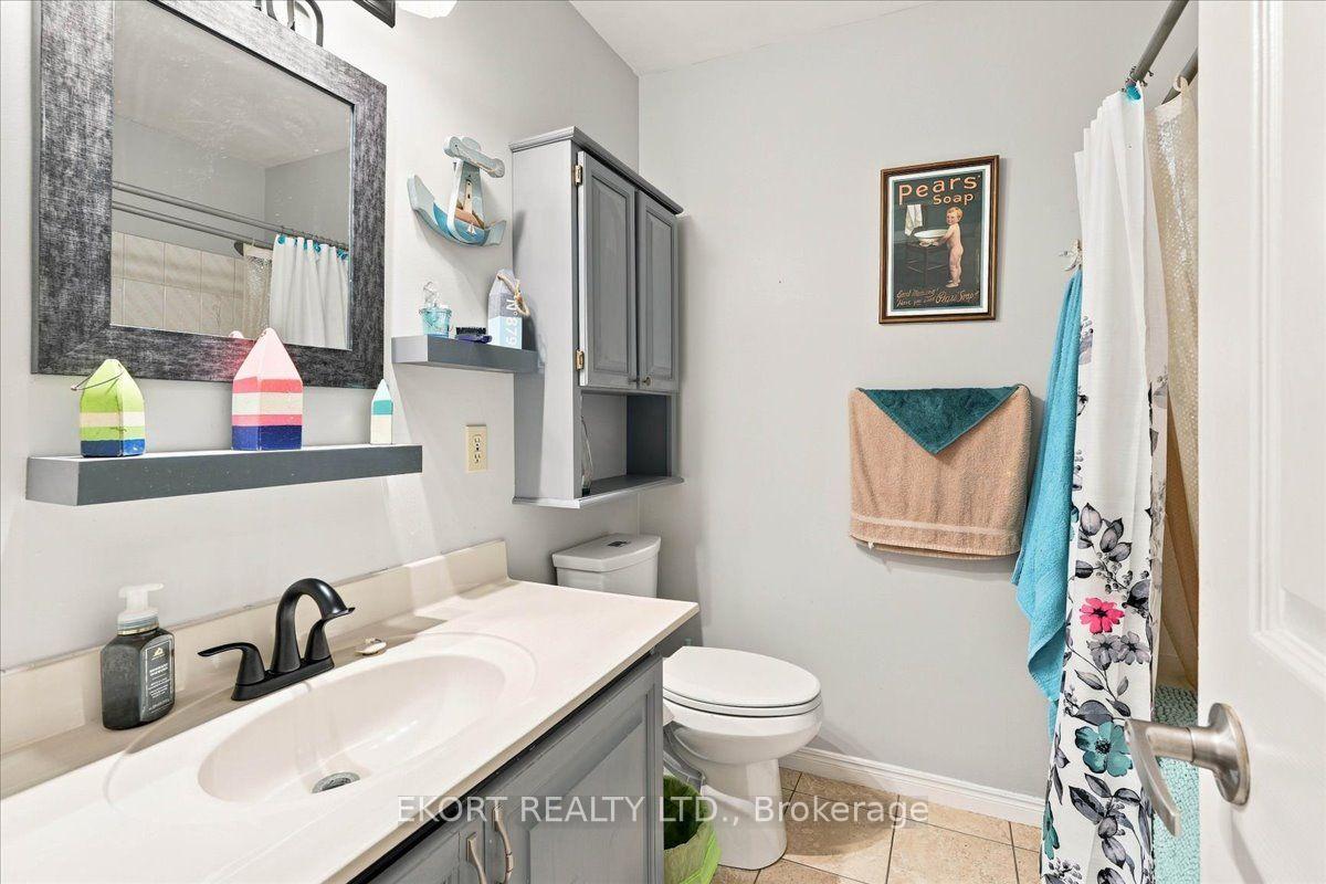 Photo 19 of 2433 62 Highway, Prince Edward County, Sophiasburg Ward — HOMEH