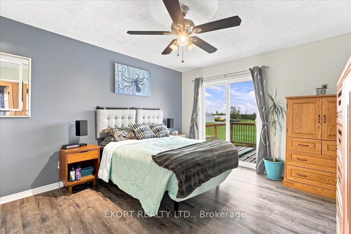 Photo 24 of 2433 62 Highway, Prince Edward County, Sophiasburg Ward — HOMEH