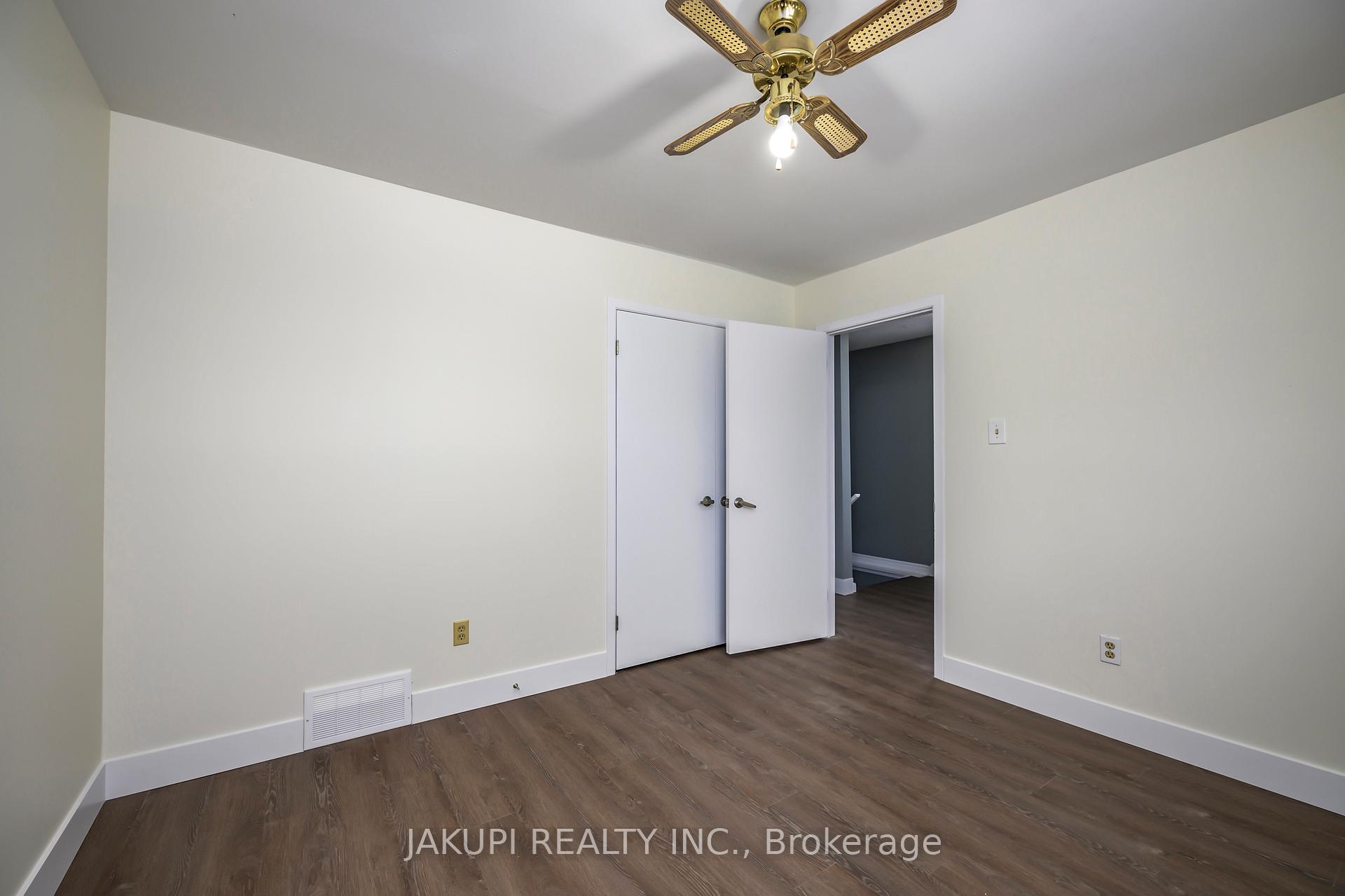 Photo 16 of 152 Culver Crescent, London, East H — HOMEH