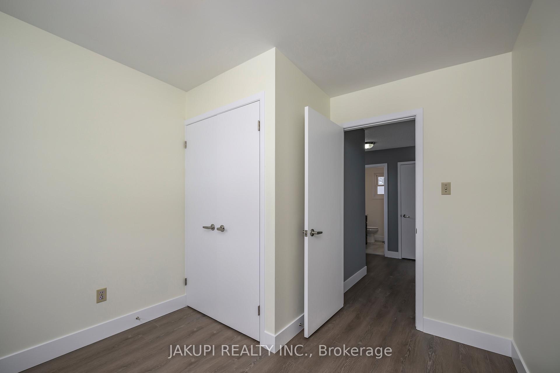 Photo 20 of 152 Culver Crescent, London, East H — HOMEH