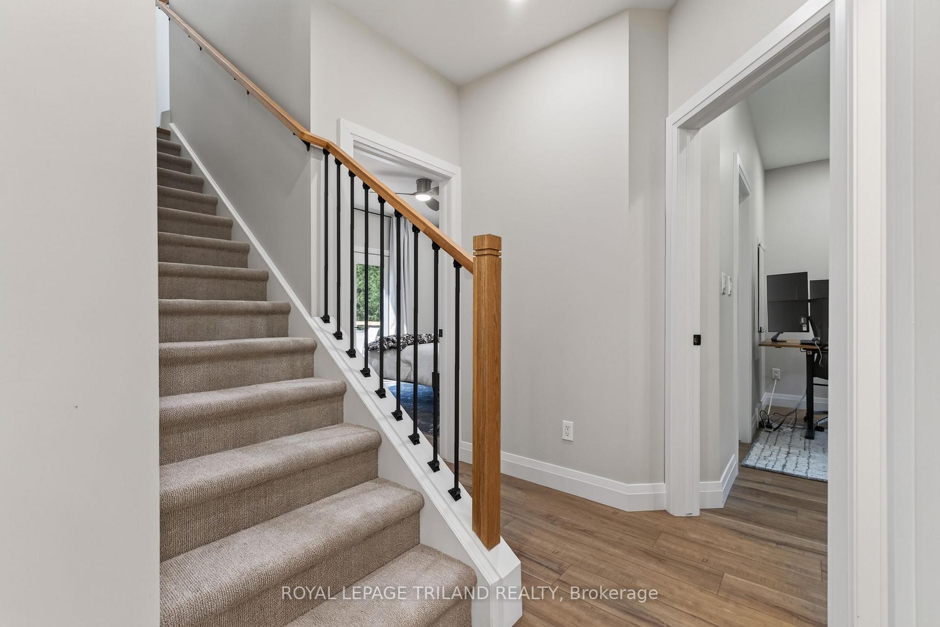 Photo 29 of 4397 Mill Crescent, North Middlesex, Ailsa Craig — HOMEH