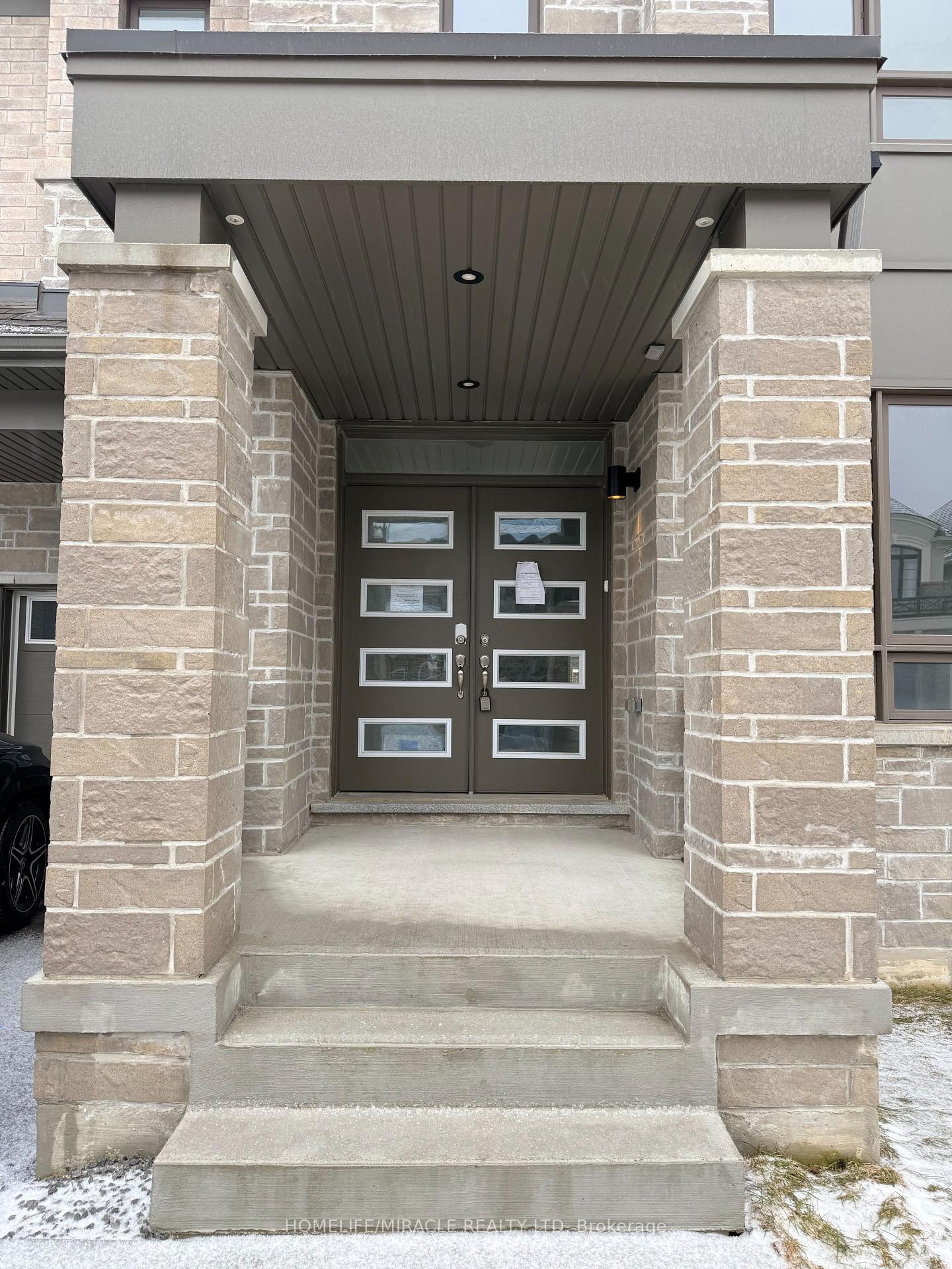 Photo 3 of 1421 Swallowtail Lane, Pickering, Rural Pickering — HOMEH