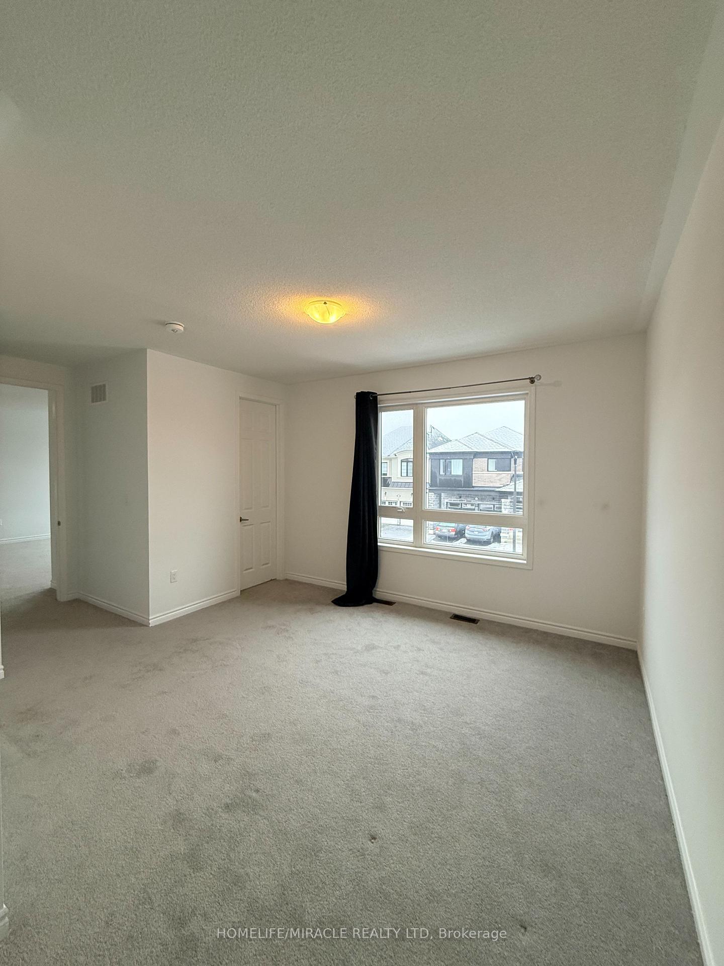 Photo 18 of 1421 Swallowtail Lane, Pickering, Rural Pickering — HOMEH