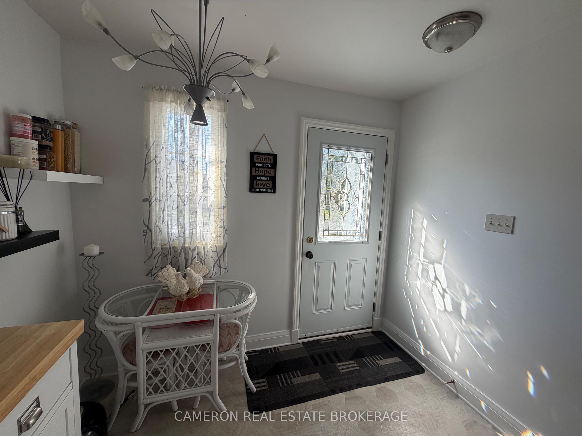 Photo 2 of 337 Fifth St East Street E, Cornwall, Cornwall — HOMEH