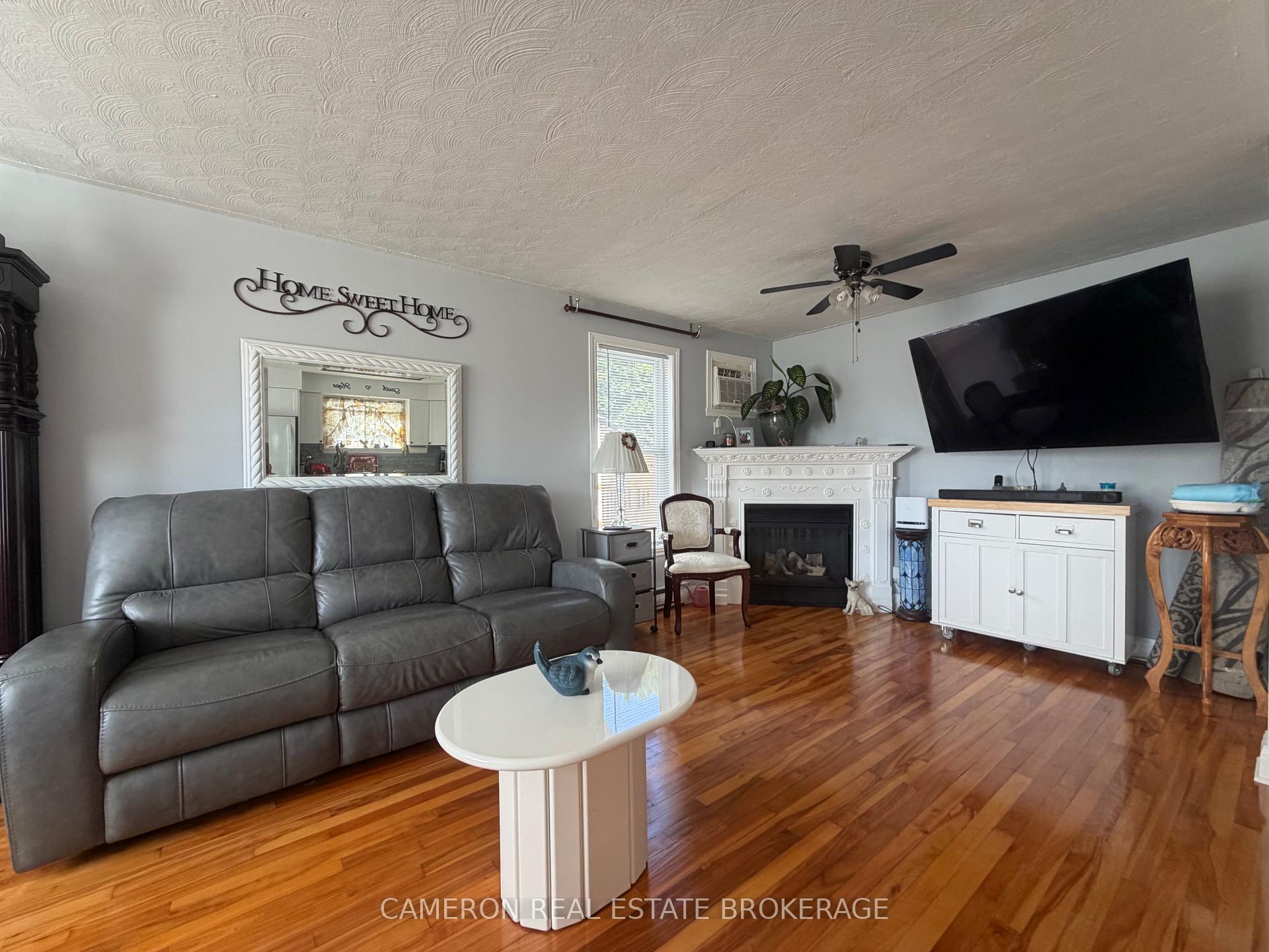 Photo 3 of 337 Fifth St East Street E, Cornwall, Cornwall — HOMEH
