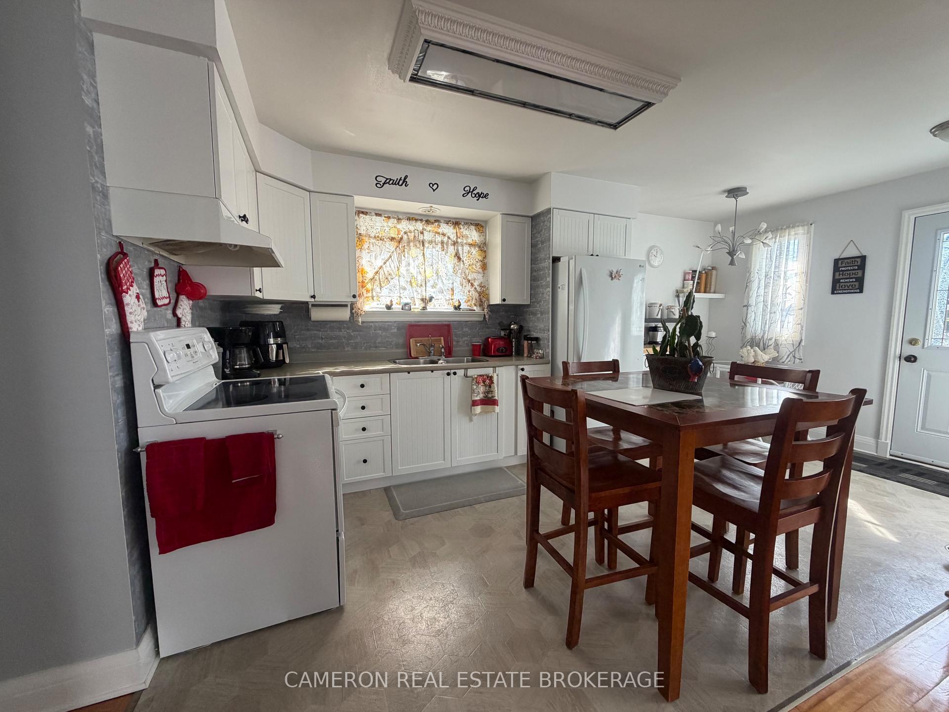 Photo 6 of 337 Fifth St East Street E, Cornwall, Cornwall — HOMEH