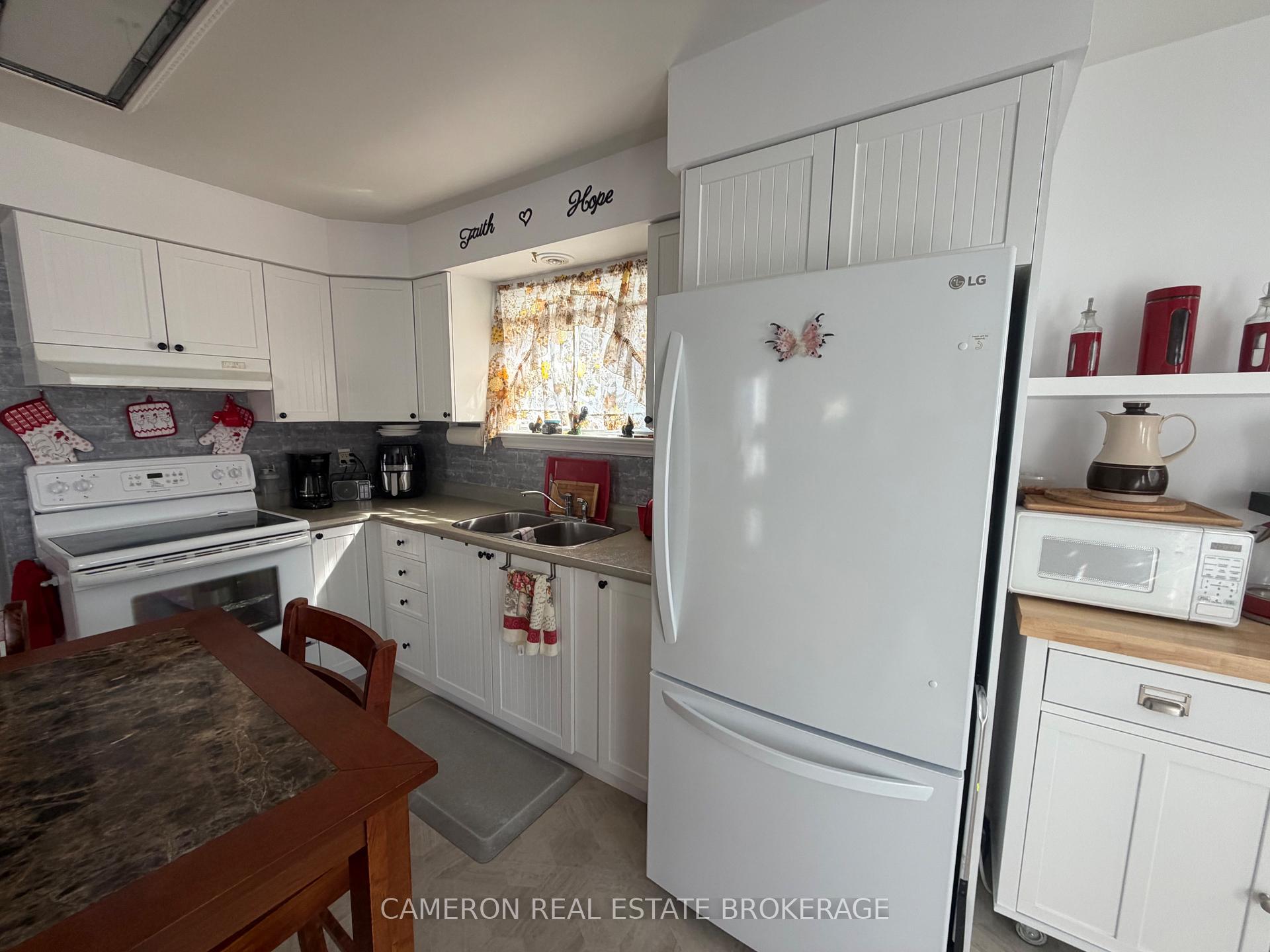 Photo 7 of 337 Fifth St East Street E, Cornwall, Cornwall — HOMEH
