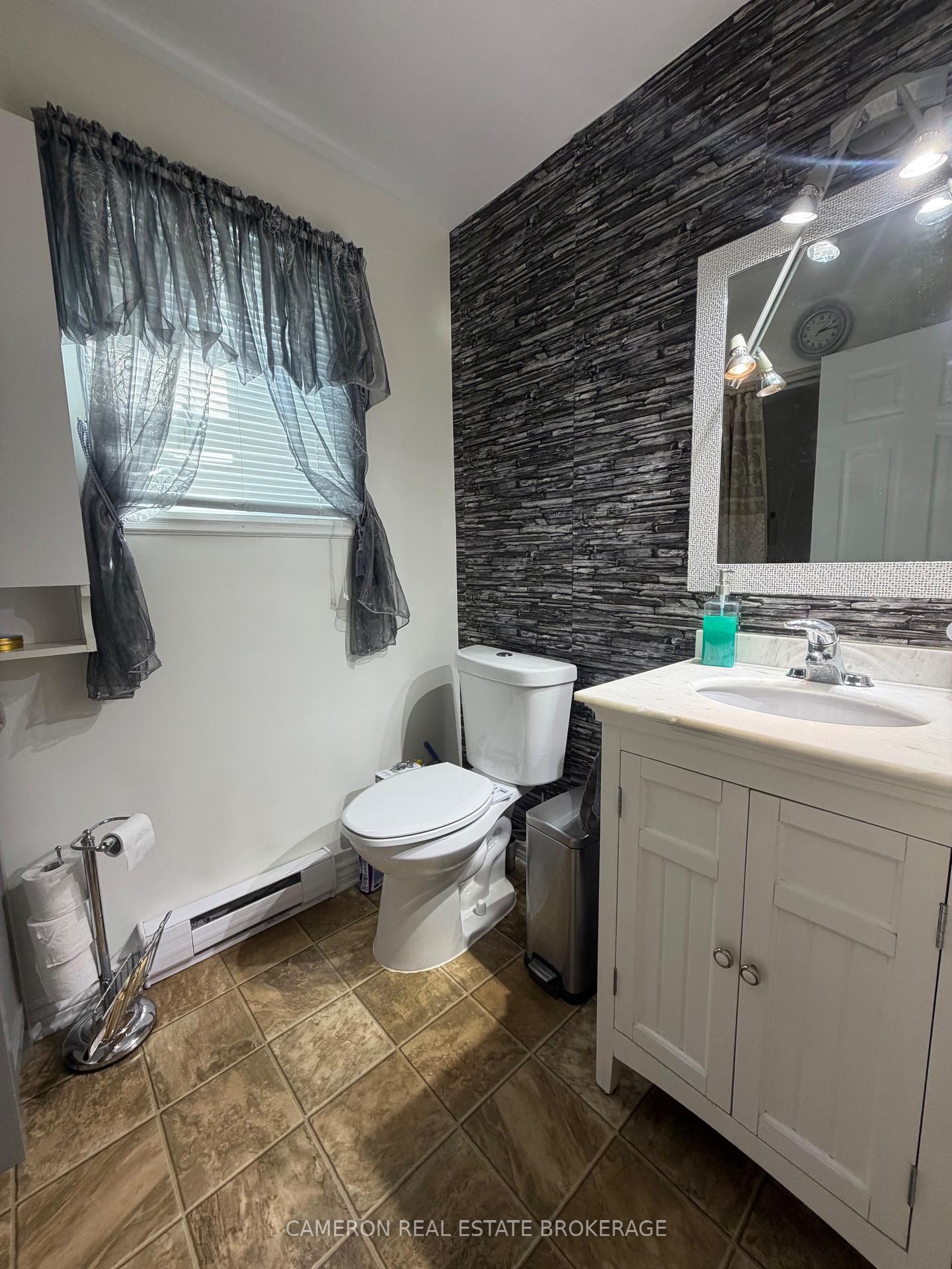 Photo 9 of 337 Fifth St East Street E, Cornwall, Cornwall — HOMEH