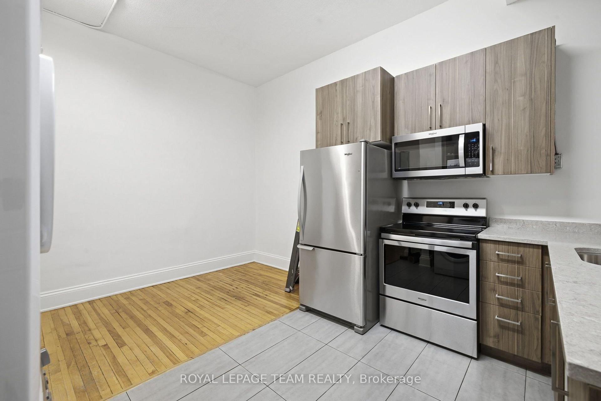 Photo 8 of Unit 1, 21 York Street, Ottawa, Lower Town/Byward Market — HOMEH