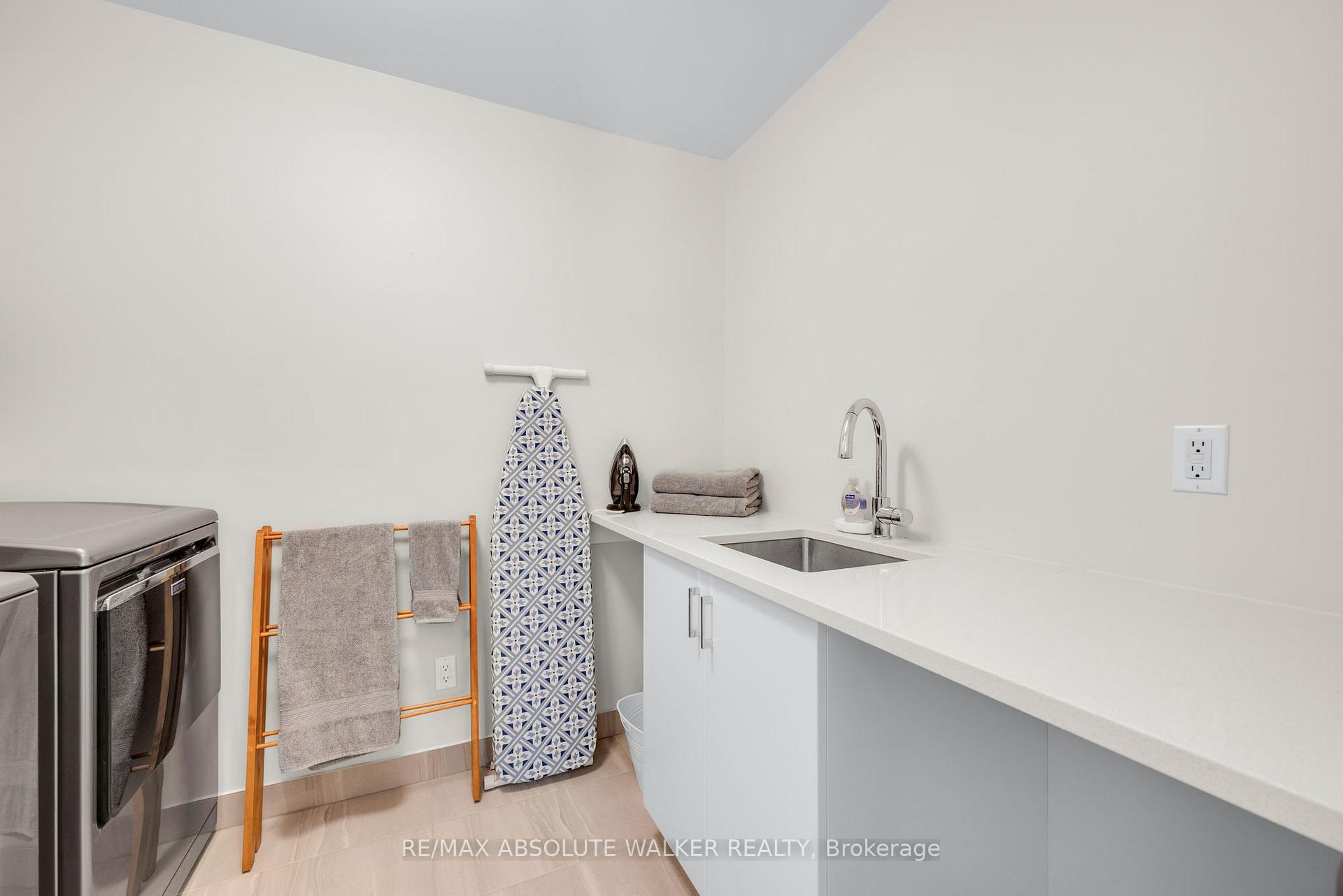 Photo 30 of 2381 Goldhawk Drive, Ottawa, Stittsville (South) — HOMEH