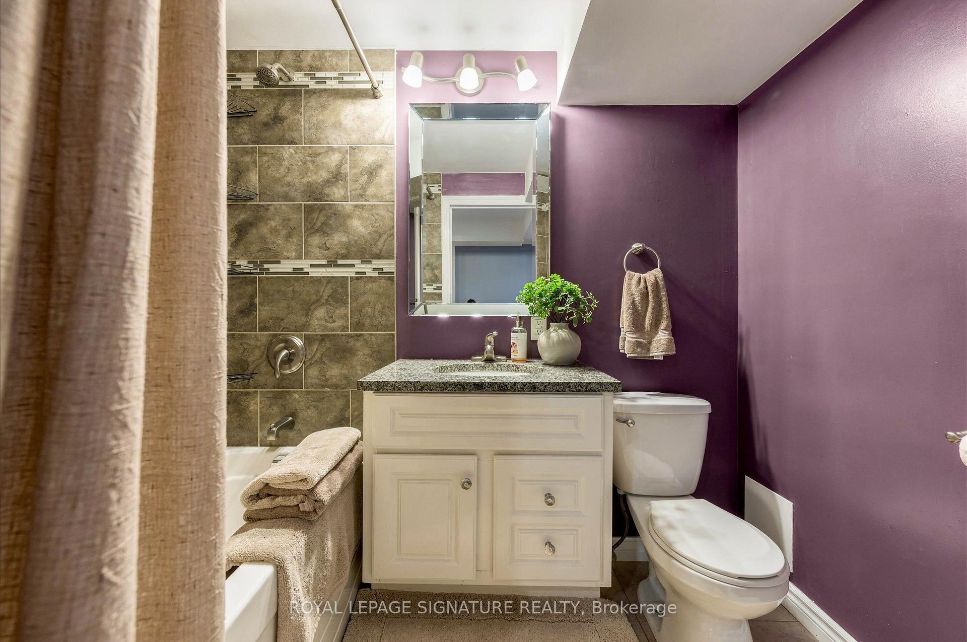 Photo 21 of 33 Brownview Drive, Hamilton, Waterdown — HOMEH
