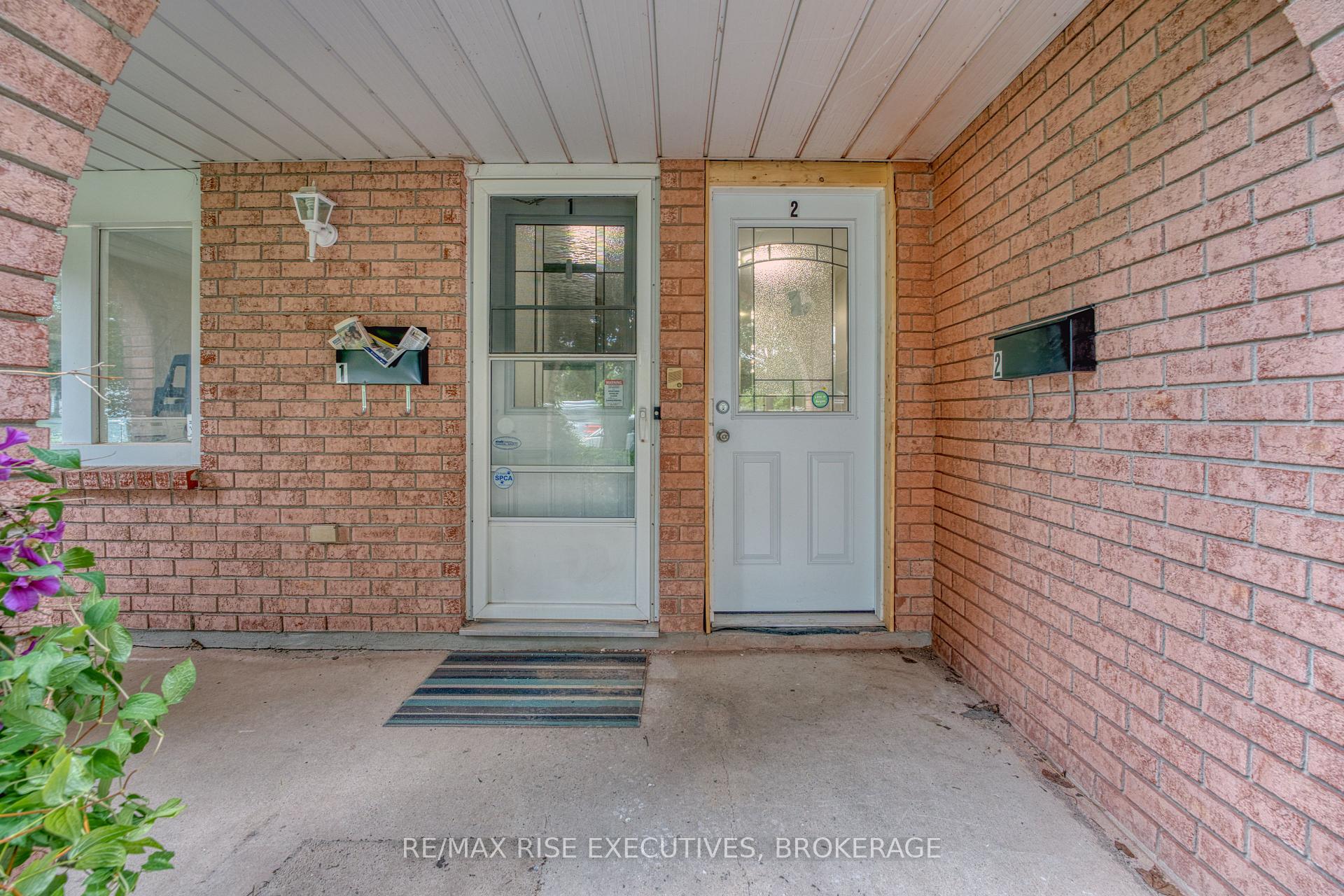 Photo 3 of Unit 2, 151 Dauphin Avenue, Kingston, Rideau — HOMEH