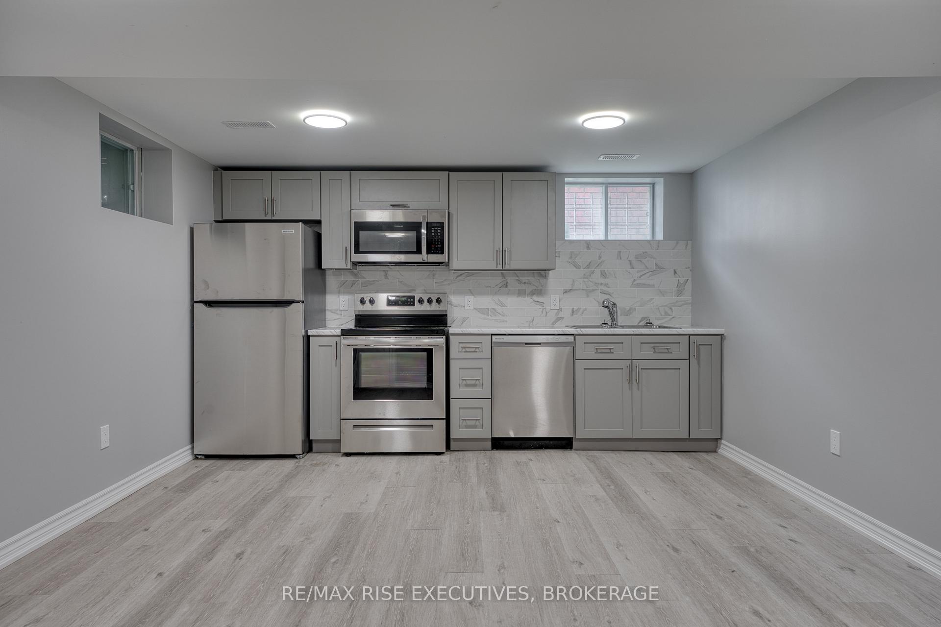 Photo 6 of Unit 2, 151 Dauphin Avenue, Kingston, Rideau — HOMEH