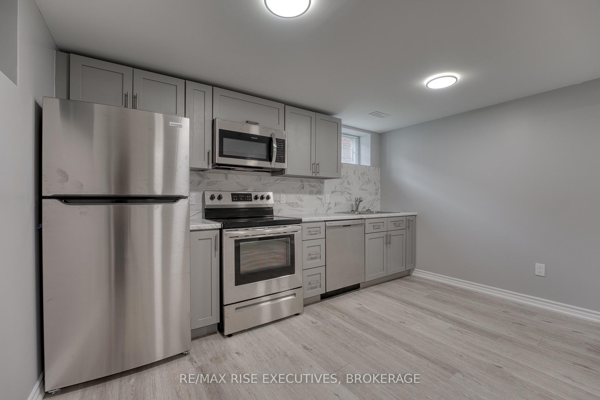 Photo 7 of Unit 2, 151 Dauphin Avenue, Kingston, Rideau — HOMEH