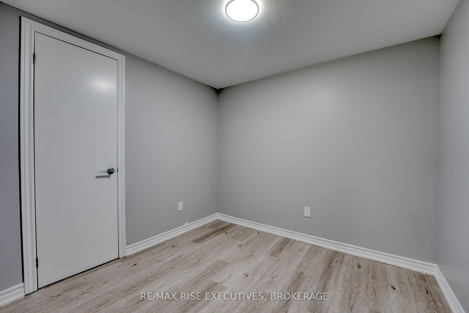 Photo 11 of Unit 2, 151 Dauphin Avenue, Kingston, Rideau — HOMEH