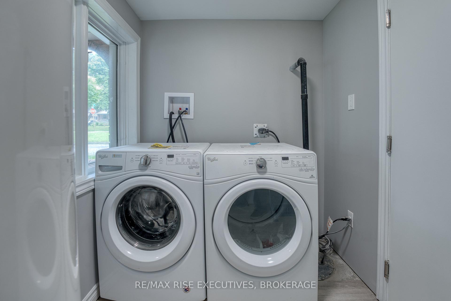 Photo 16 of Unit 2, 151 Dauphin Avenue, Kingston, Rideau — HOMEH