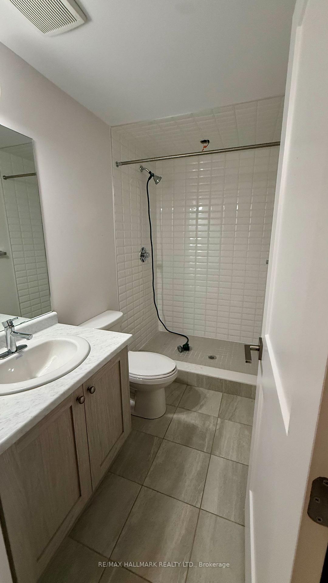 Photo 17 of 64 Soho Street, Hamilton, Stoney Creek Mountain — HOMEH