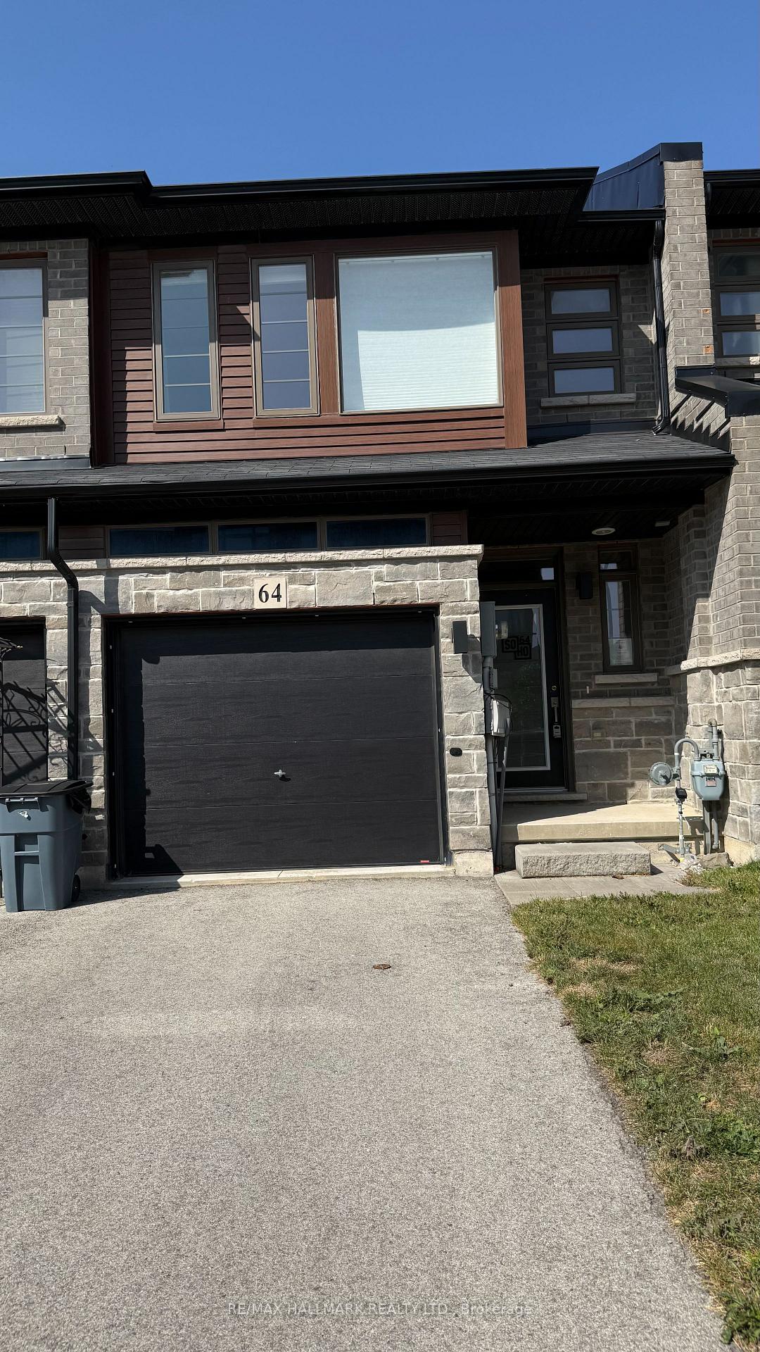 Photo 19 of 64 Soho Street, Hamilton, Stoney Creek Mountain — HOMEH