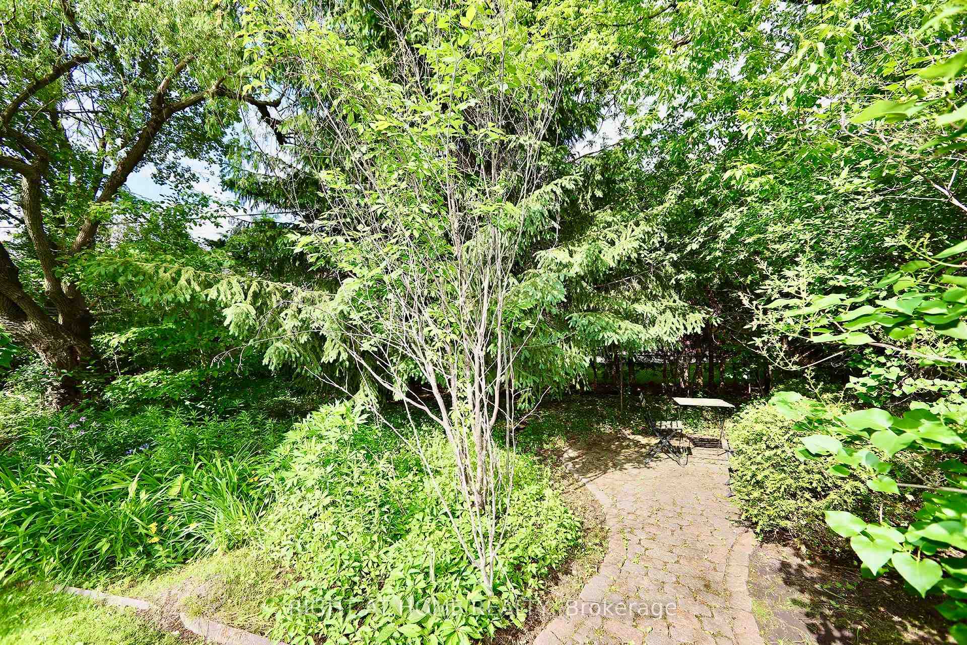 Photo 27 of 89 Yonge Boulevard, Toronto, Bedford Park-Nortown — HOMEH