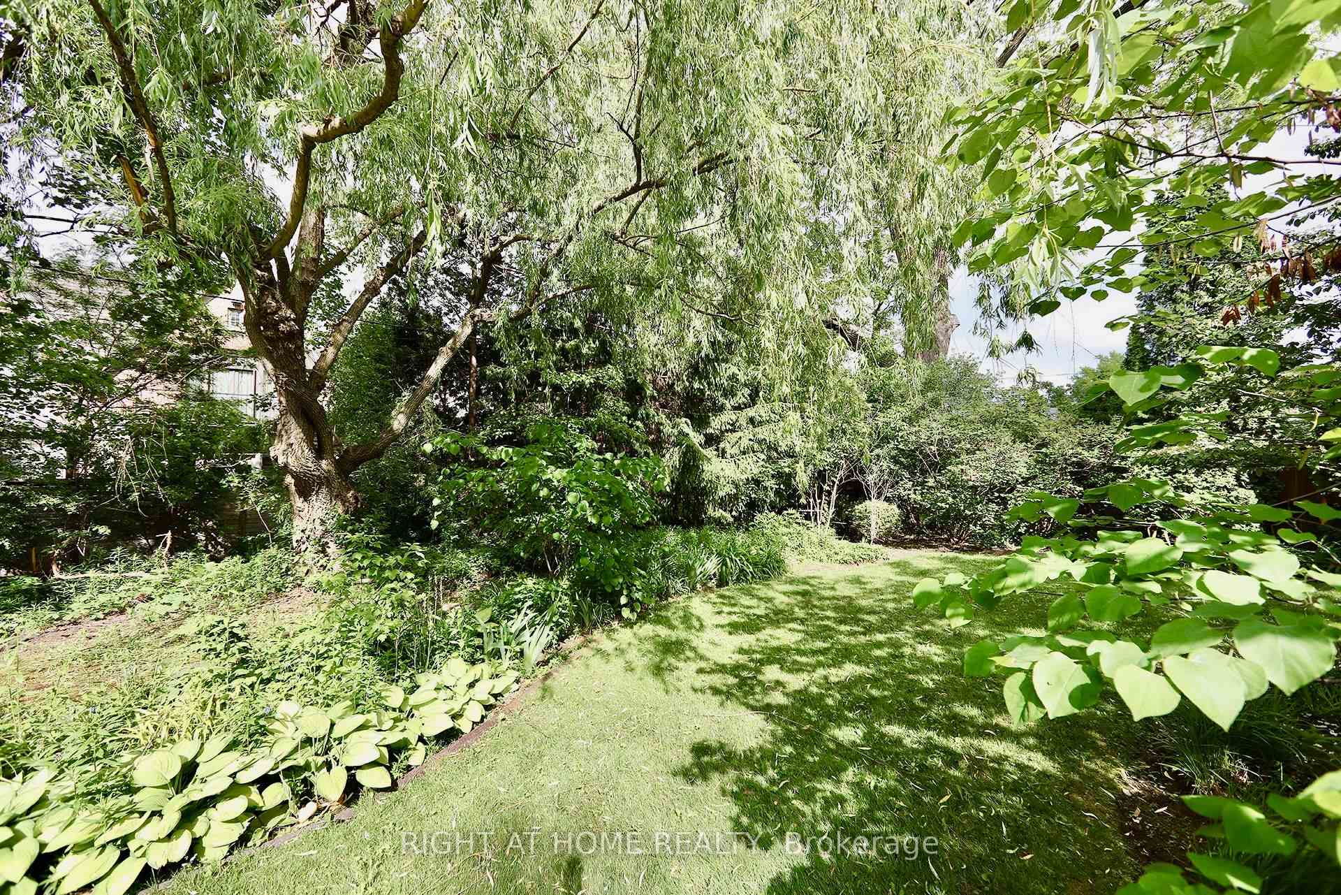 Photo 28 of 89 Yonge Boulevard, Toronto, Bedford Park-Nortown — HOMEH