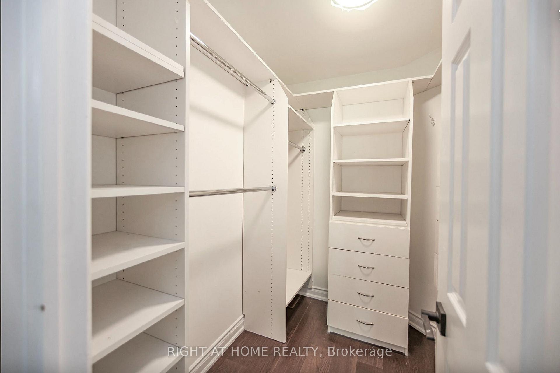 Photo 37 of 89 Yonge Boulevard, Toronto, Bedford Park-Nortown — HOMEH