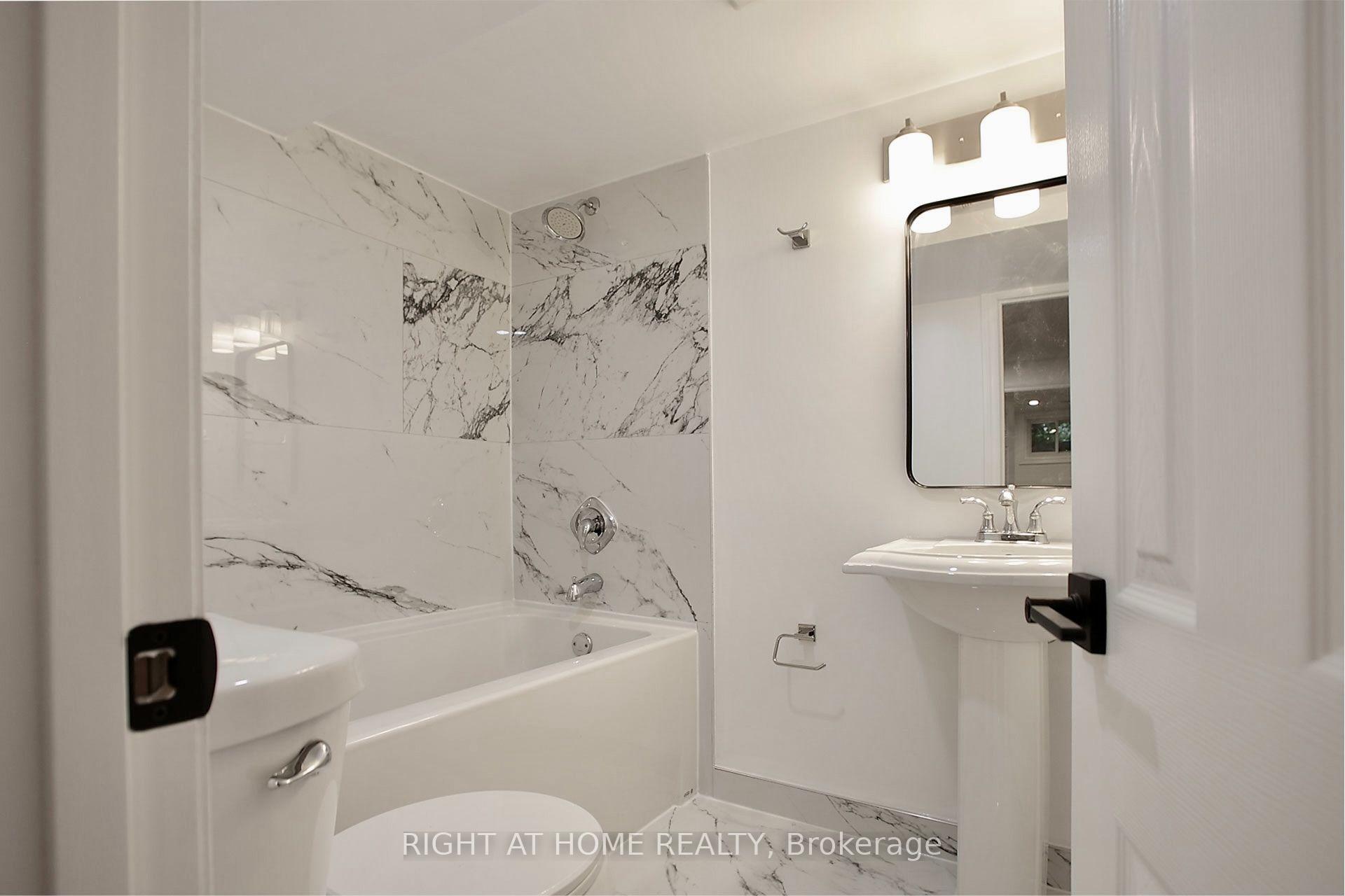 Photo 42 of 89 Yonge Boulevard, Toronto, Bedford Park-Nortown — HOMEH