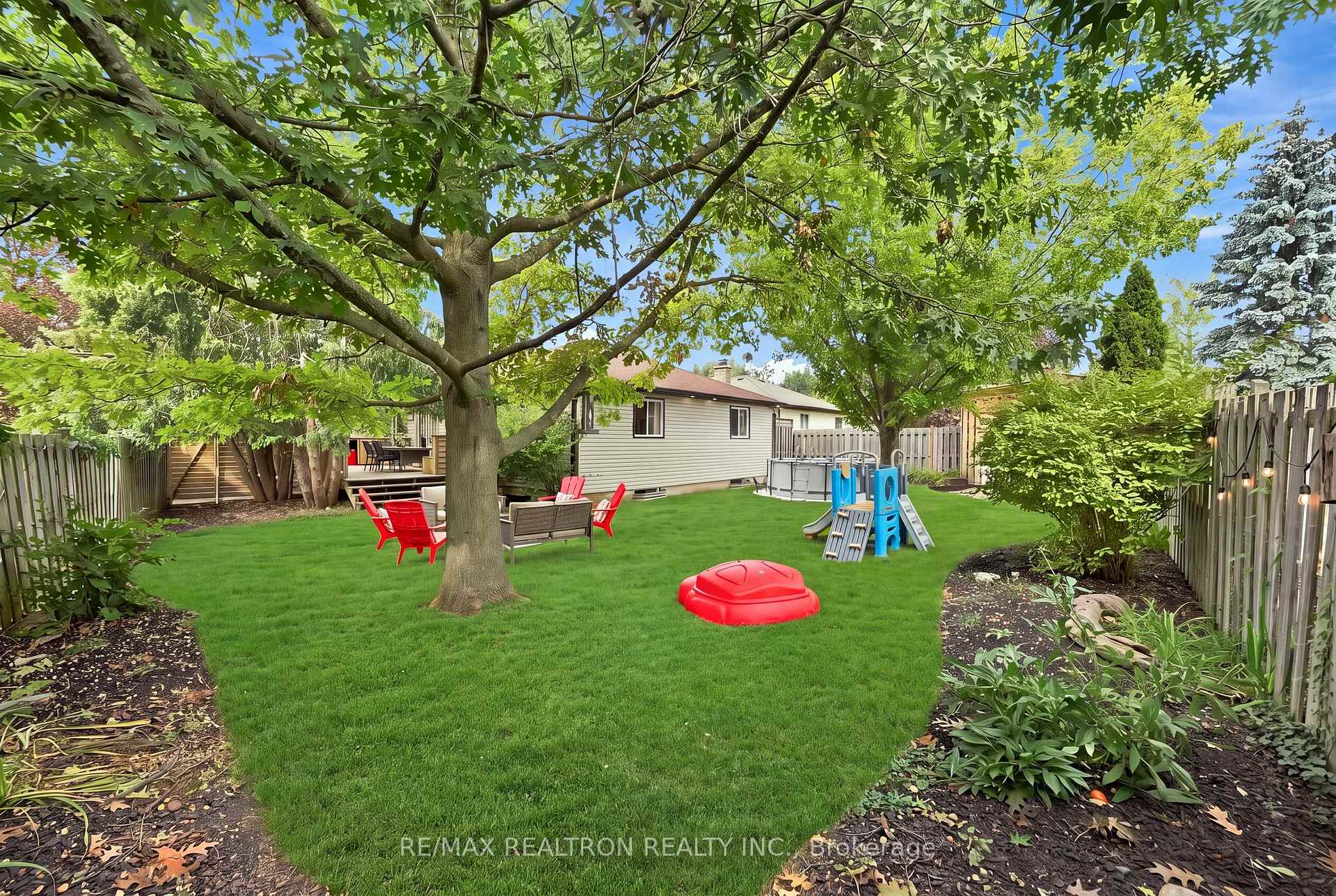 Photo 42 of 55 Laurie Crescent, Barrie, City Centre — HOMEH