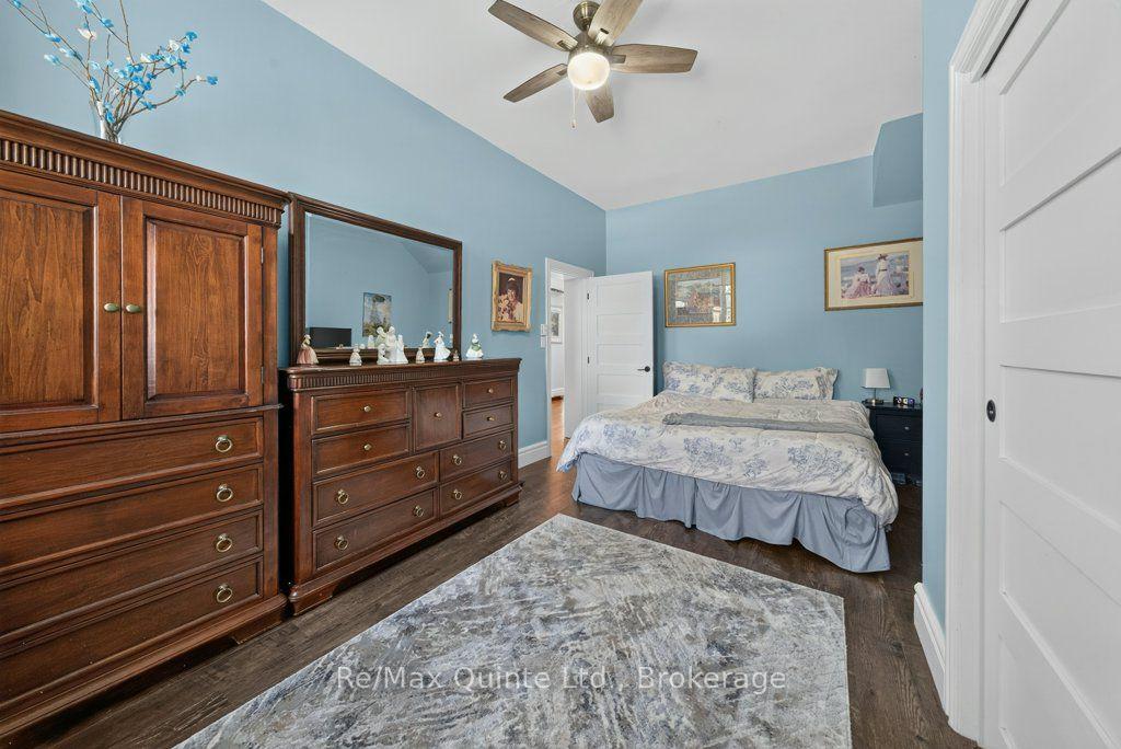 Photo 15 of 221 Albert Street, Belleville, Belleville Ward — HOMEH
