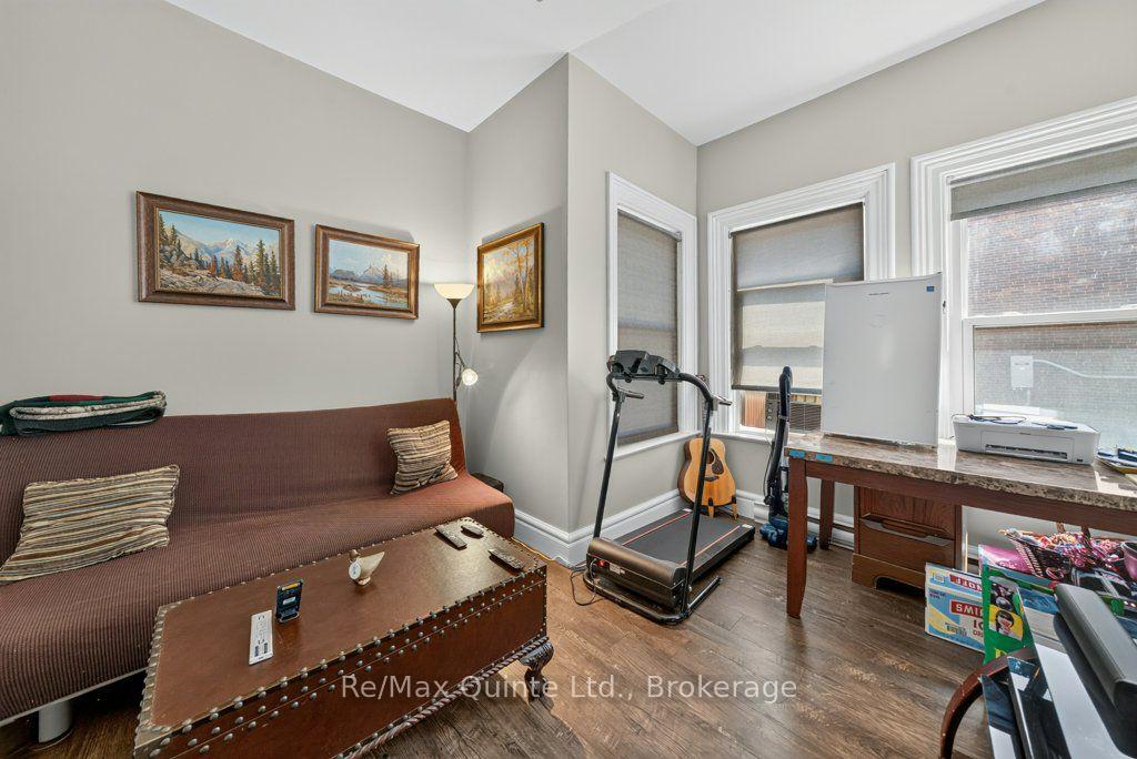 Photo 16 of 221 Albert Street, Belleville, Belleville Ward — HOMEH