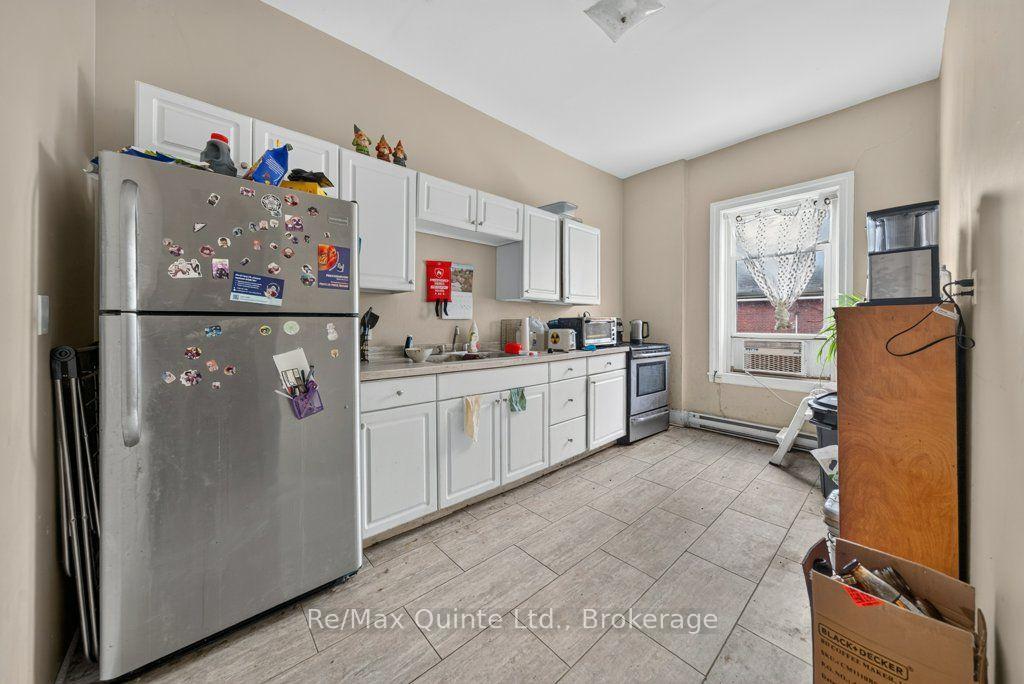 Photo 26 of 221 Albert Street, Belleville, Belleville Ward — HOMEH