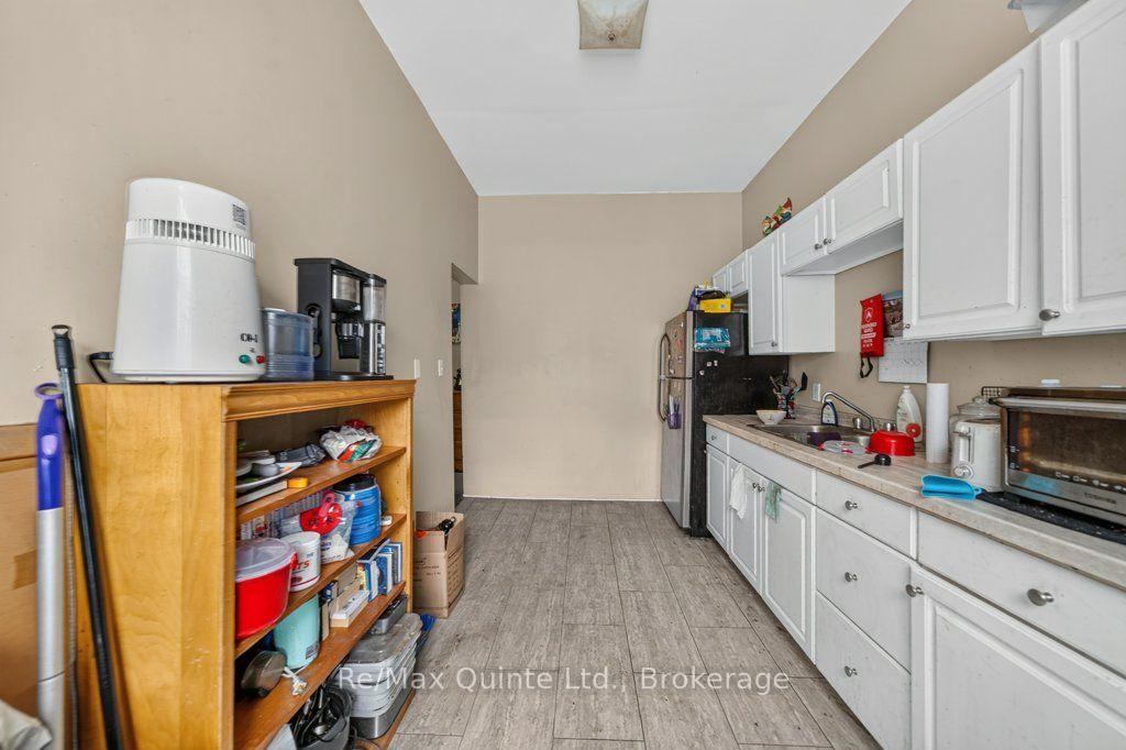 Photo 27 of 221 Albert Street, Belleville, Belleville Ward — HOMEH