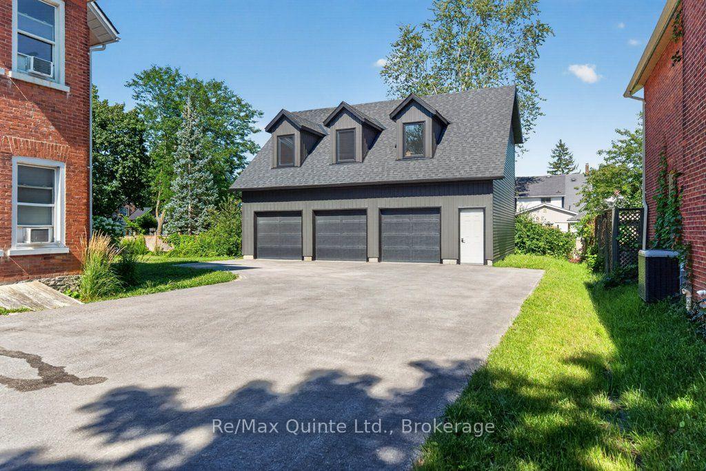Photo 28 of 221 Albert Street, Belleville, Belleville Ward — HOMEH