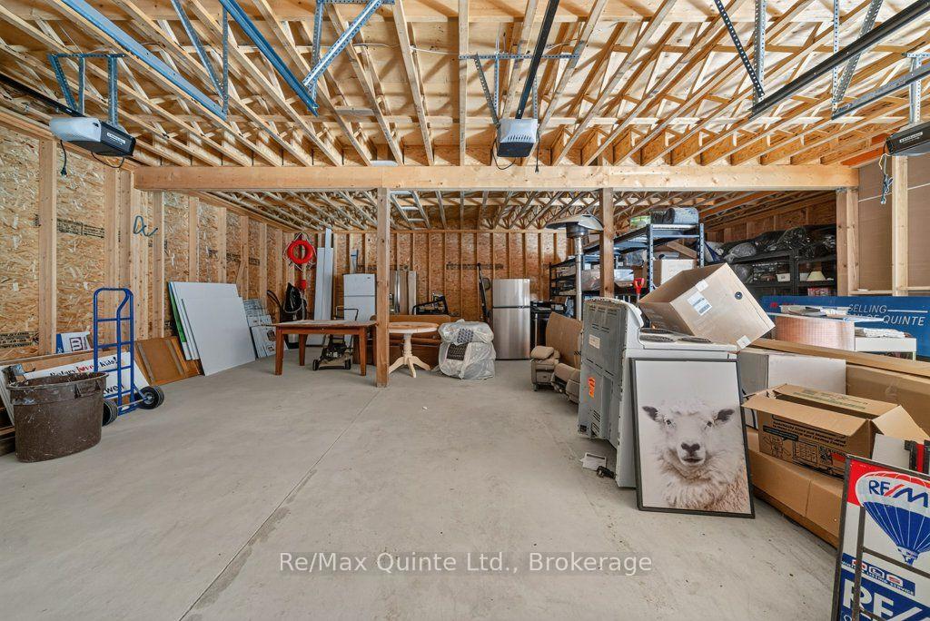 Photo 32 of 221 Albert Street, Belleville, Belleville Ward — HOMEH