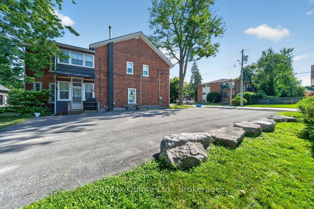 Photo 39 of 221 Albert Street, Belleville, Belleville Ward — HOMEH