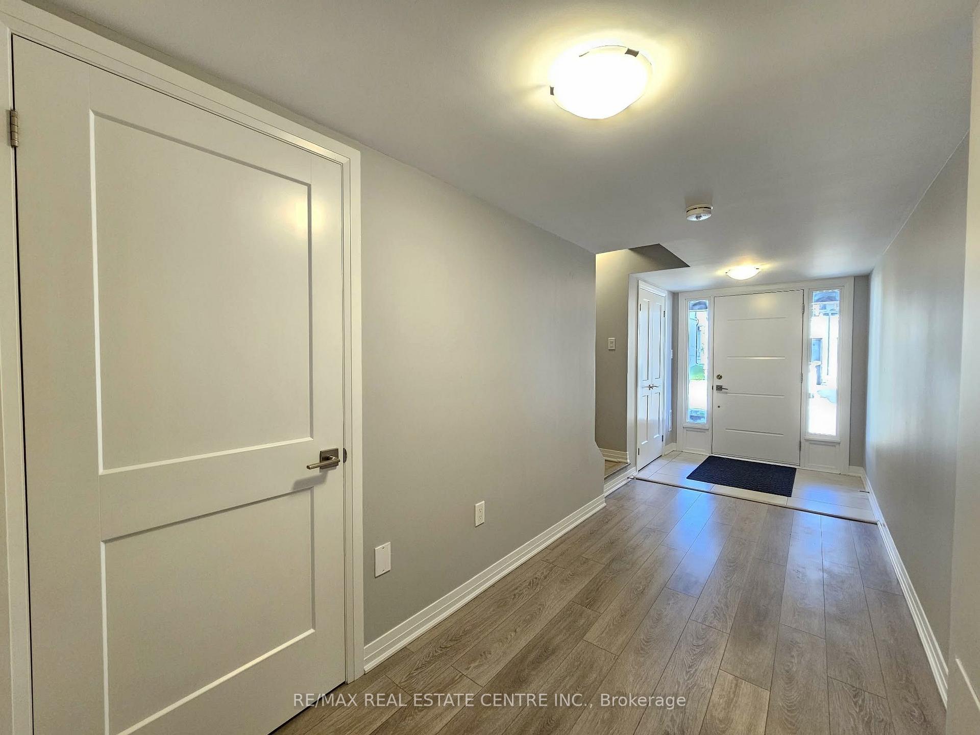 Photo 4 of Unit 70, 51 Sparrow Avenue, Cambridge, Little's Corners — HOMEH