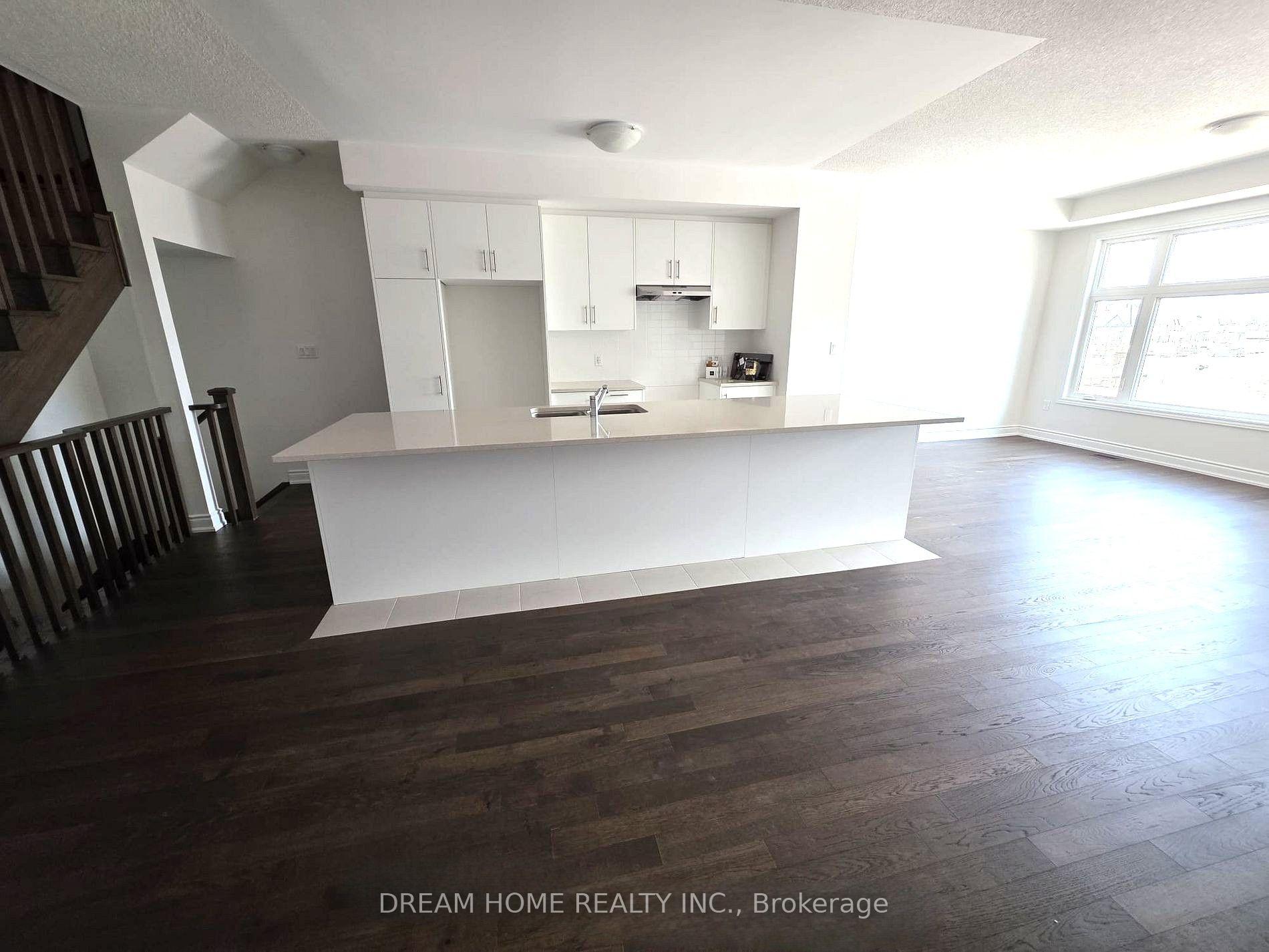 Photo 2 of 1423 Courtleigh Trail, Oakville, Joshua Meadows — HOMEH