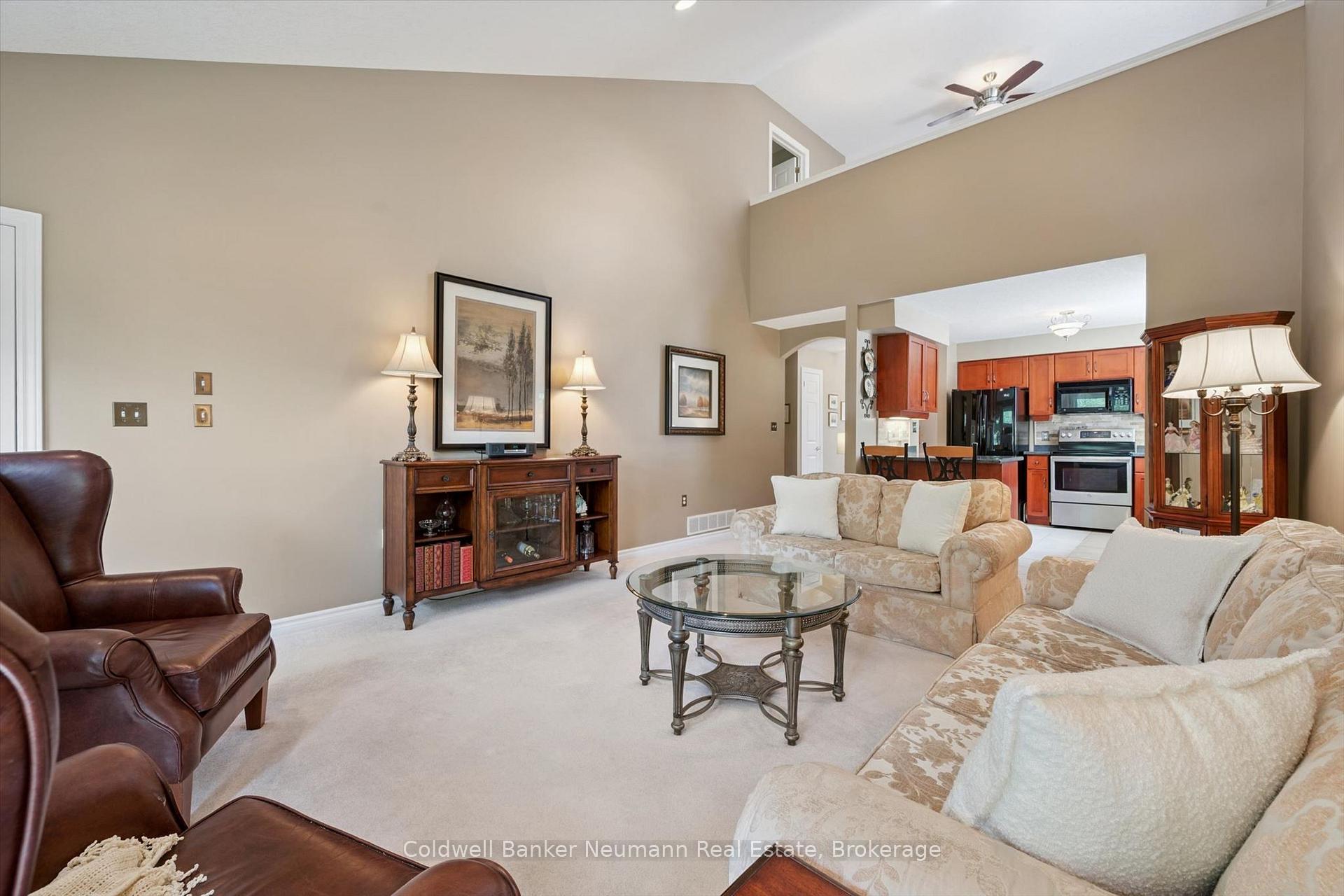 Photo 11 of 17 Somerset Glen, Guelph, Kortright West — HOMEH