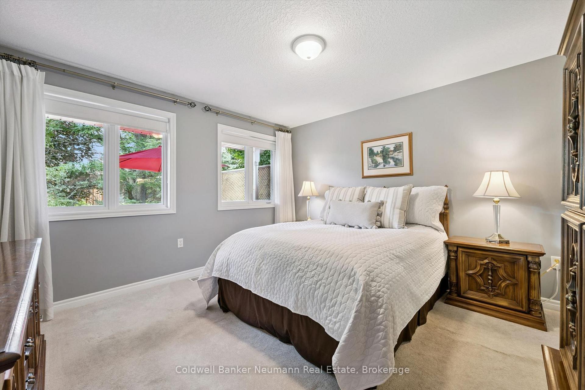 Photo 16 of 17 Somerset Glen, Guelph, Kortright West — HOMEH