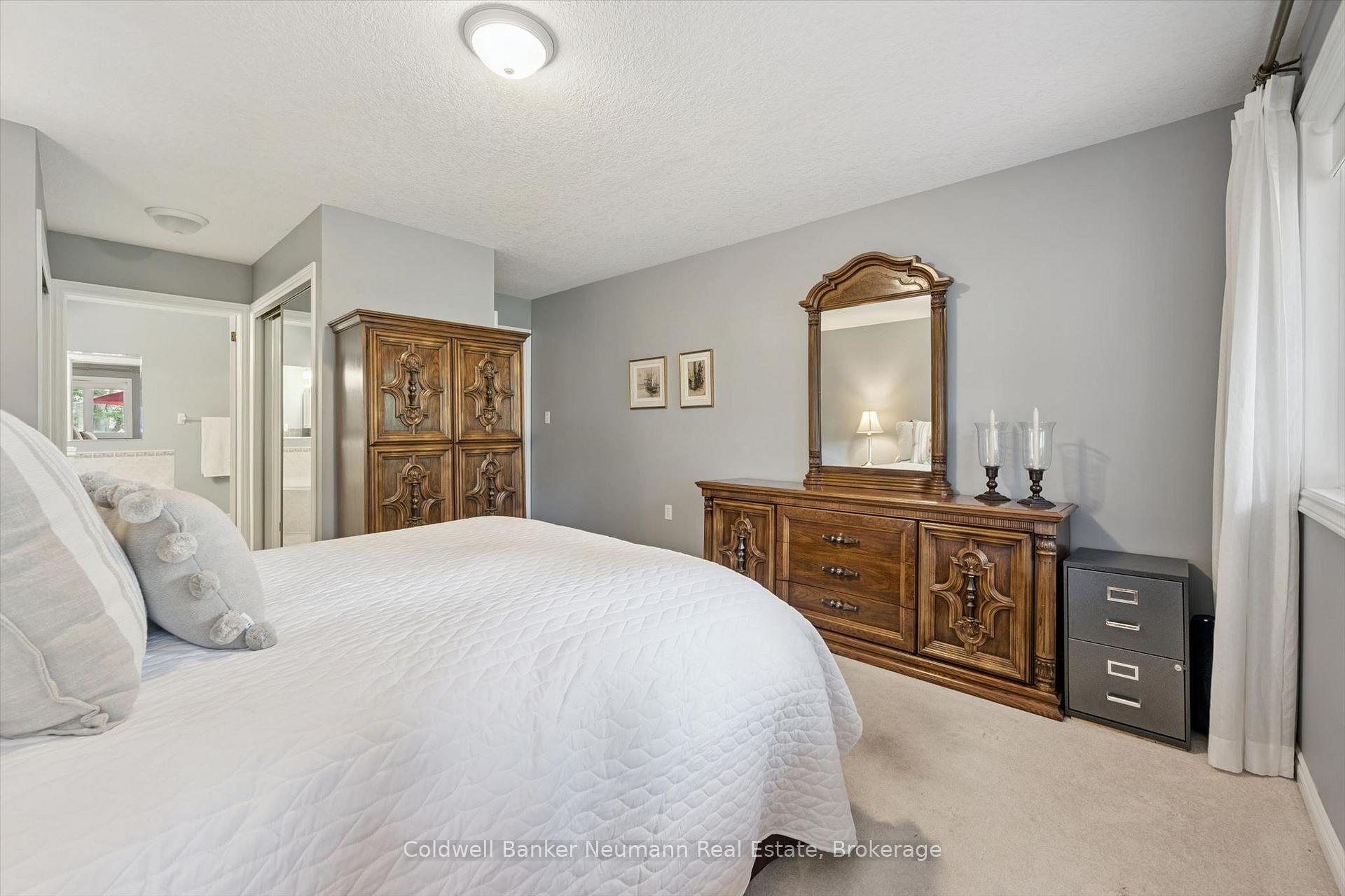 Photo 17 of 17 Somerset Glen, Guelph, Kortright West — HOMEH
